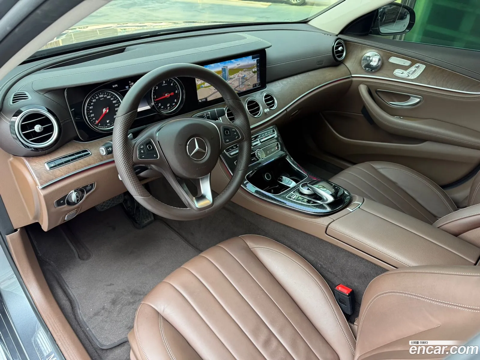Mercedes-Benz E-Class W213 2017 — 13