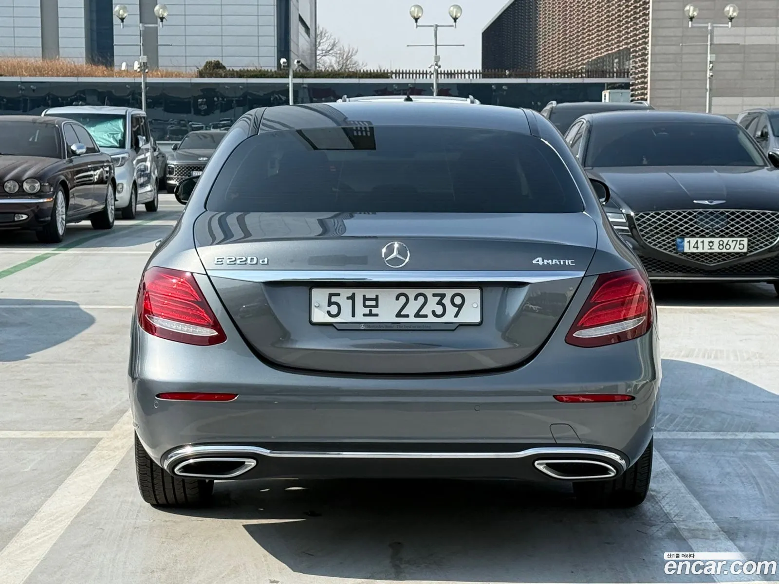 Mercedes-Benz E-Class W213 2017 — 19