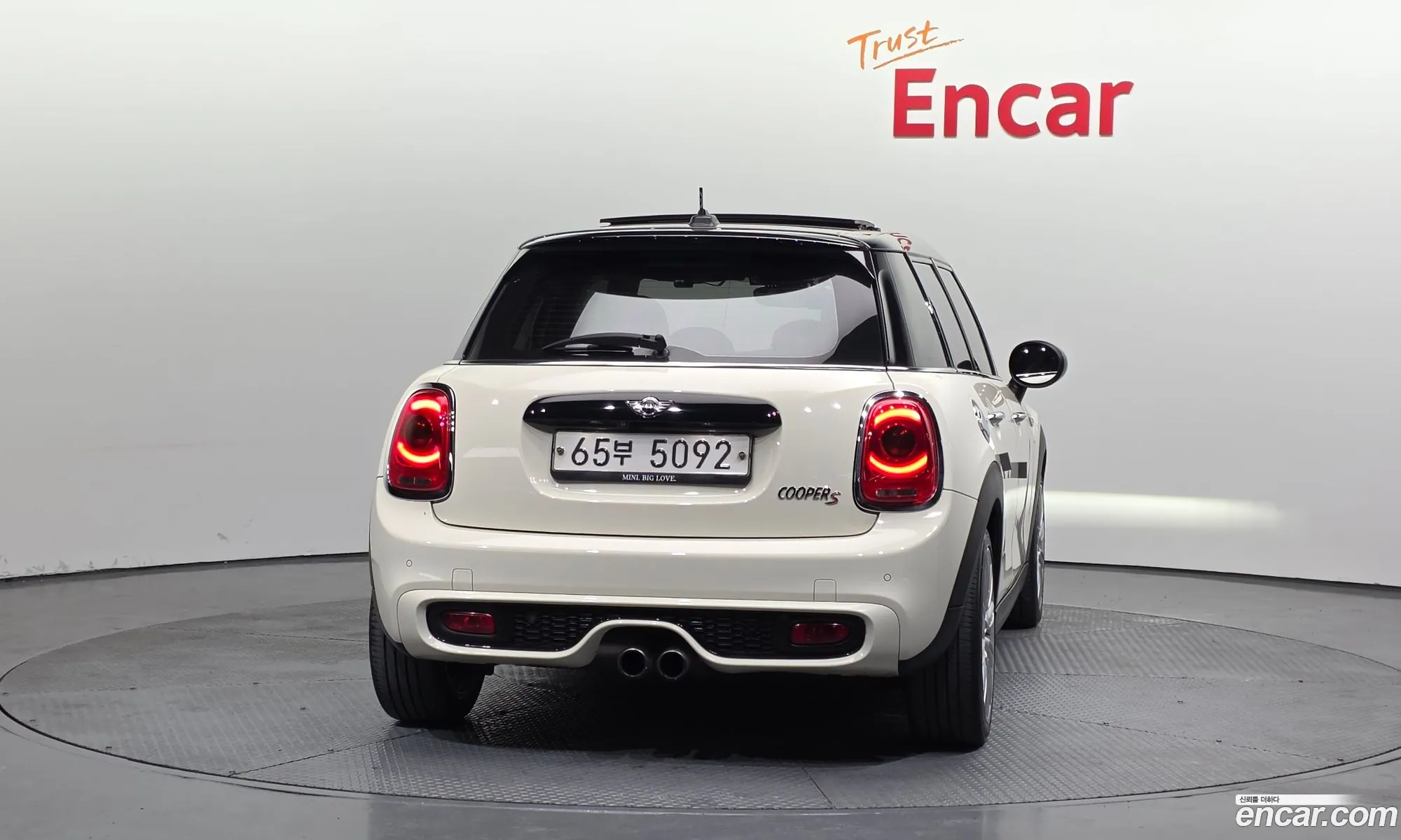 Mini Cooper S 2017 WMWXU3100H2D46777 — 13