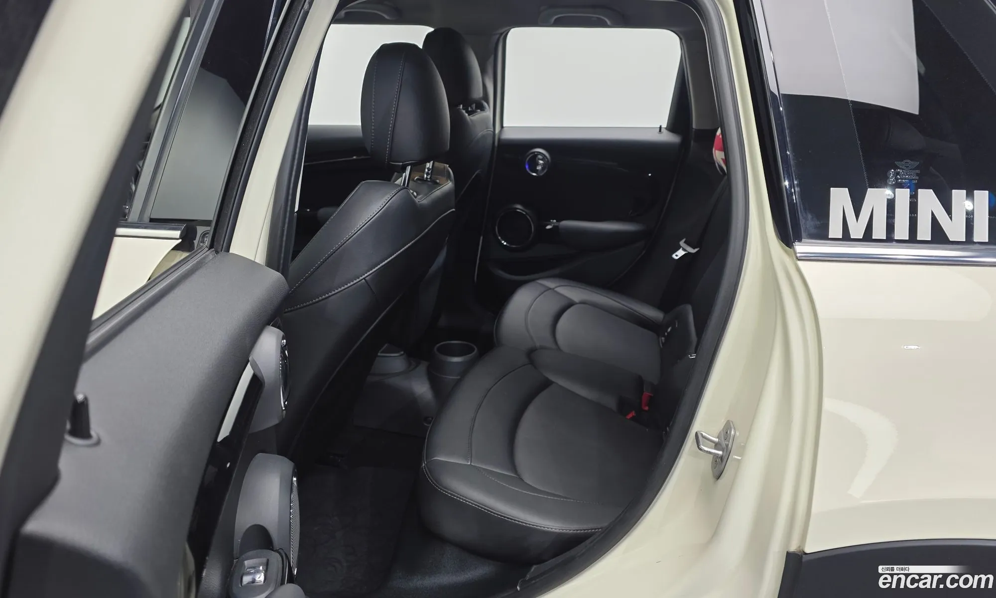 Mini Cooper S 2017 WMWXU3100H2D46777 — 5