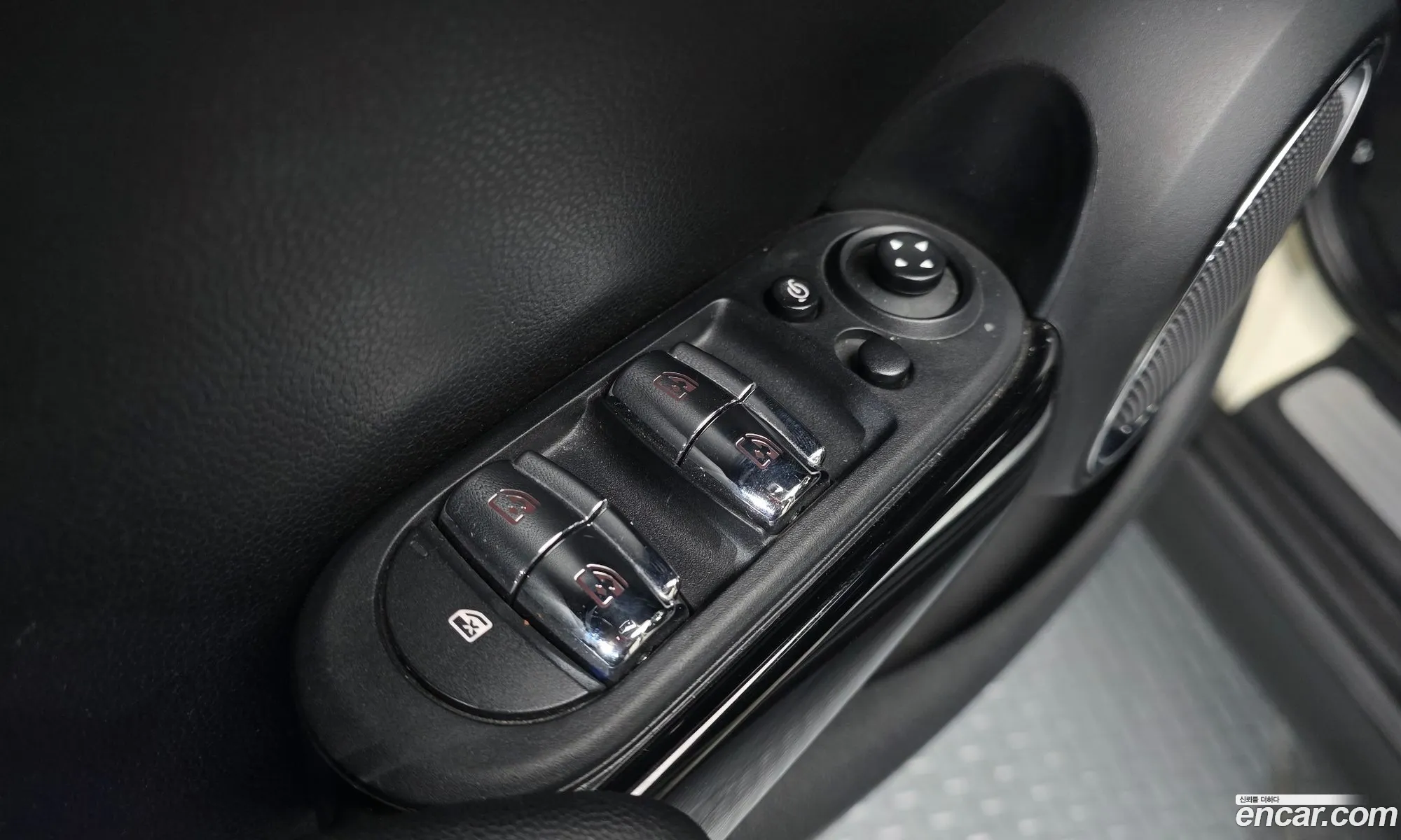 Mini Cooper S 2017 WMWXU3100H2D46777 — 17