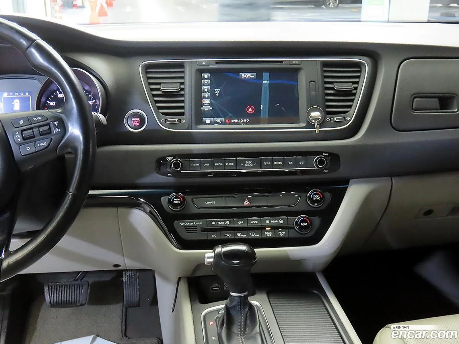 Kia Carnival 2014 — 13