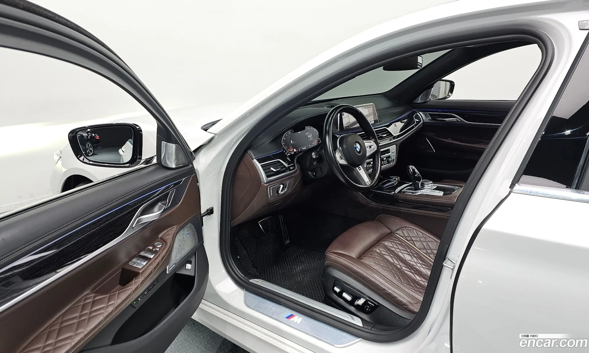 BMW 7 Series 2022 — 18