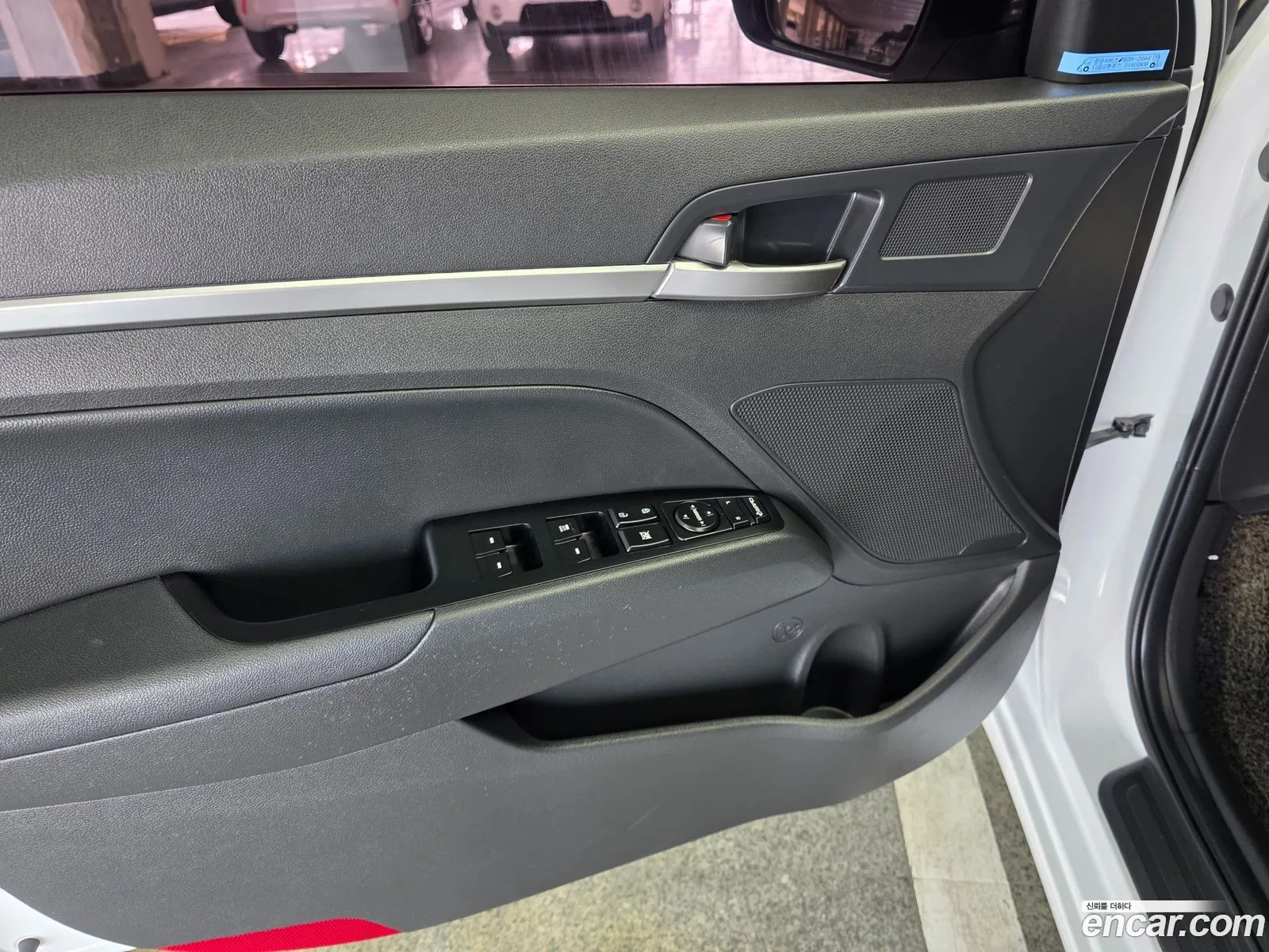 Hyundai Elantra AD 2020 — 8