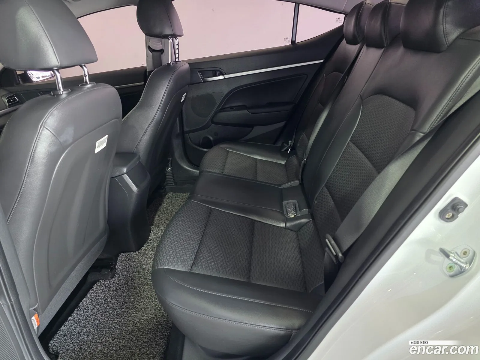 Hyundai Elantra AD 2020 — 14