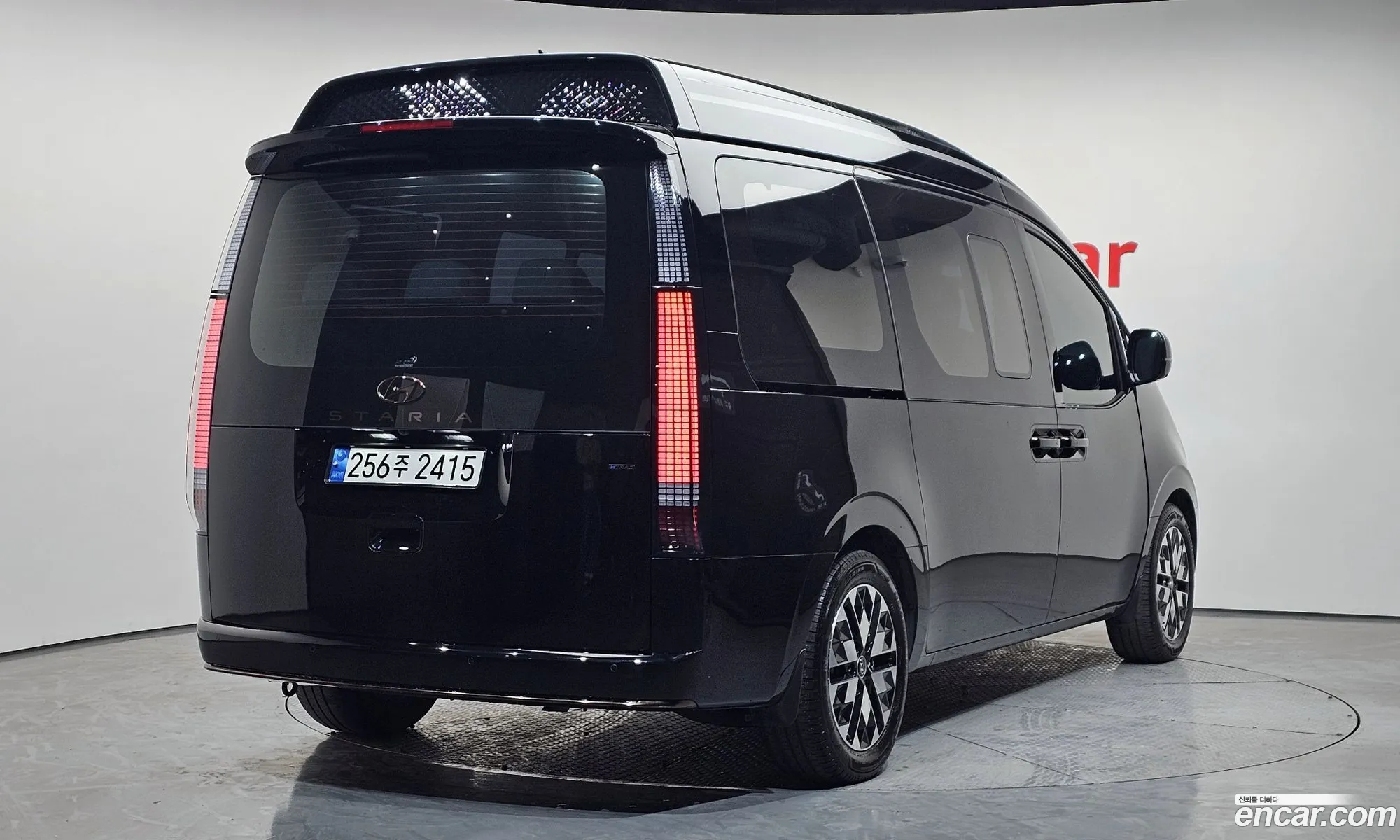 Hyundai Staria 2022 — 9
