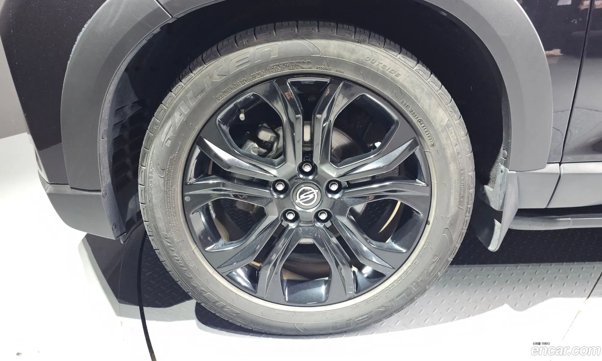KG Mobility (SsangYong) Rexton