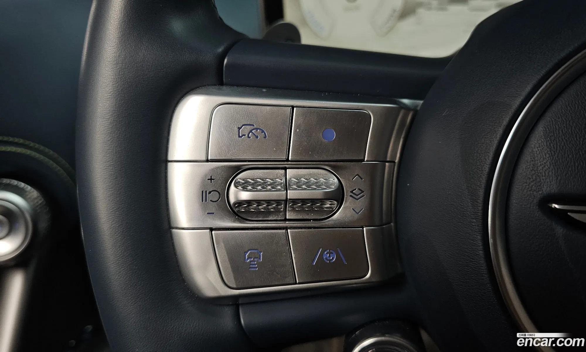 Genesis GV60 2022 — 15