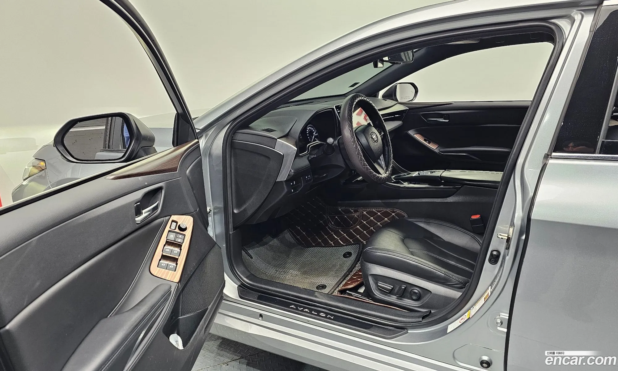 Toyota Avalon 2019 — 2