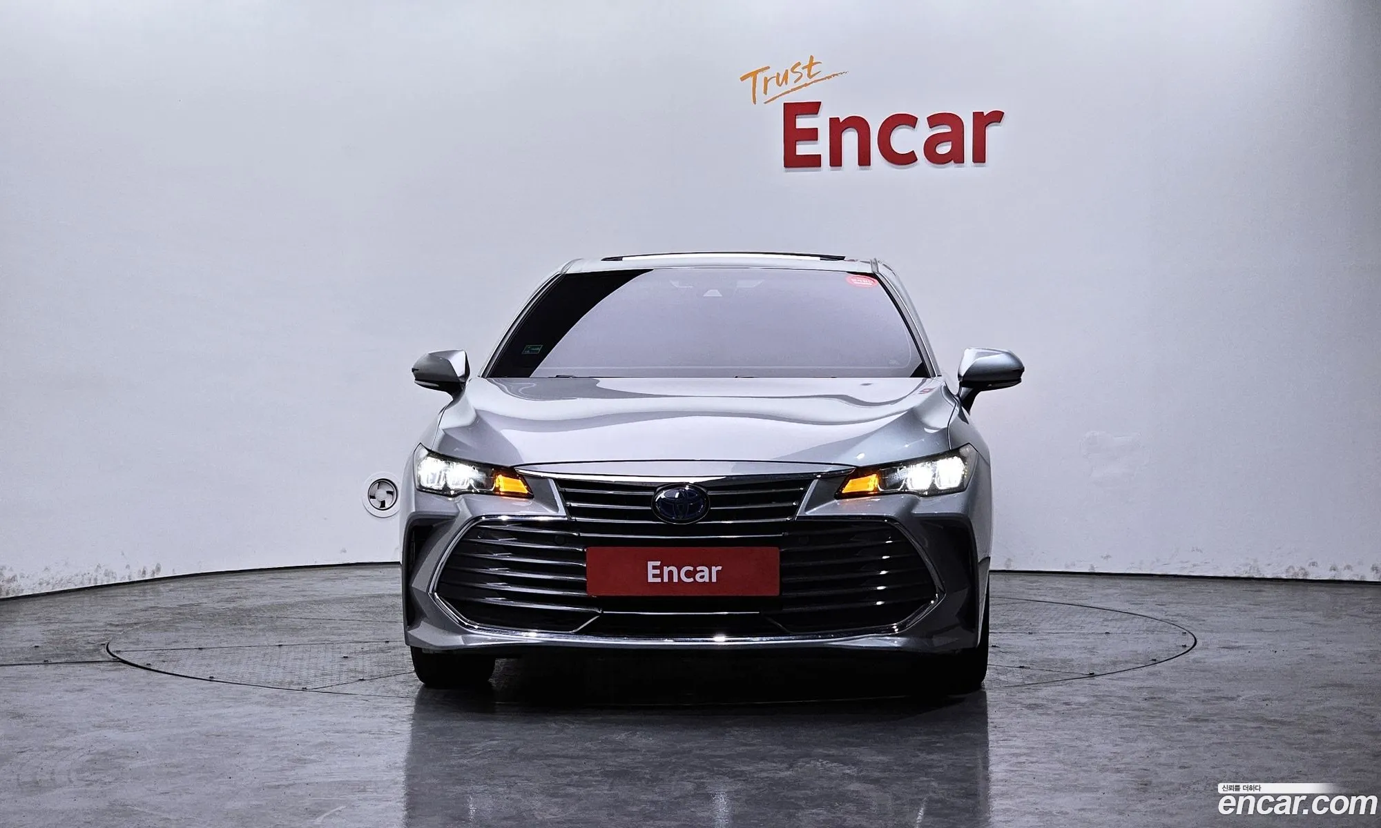 Toyota Avalon 2019 — 20
