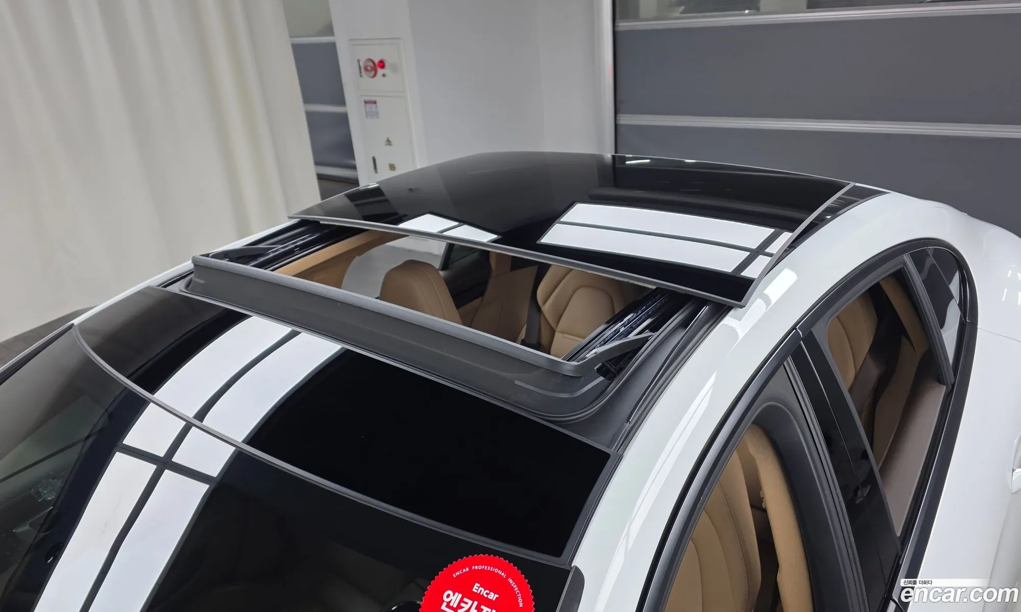 Porsche Panamera 2018 WP0AA2975JL108322 — 4