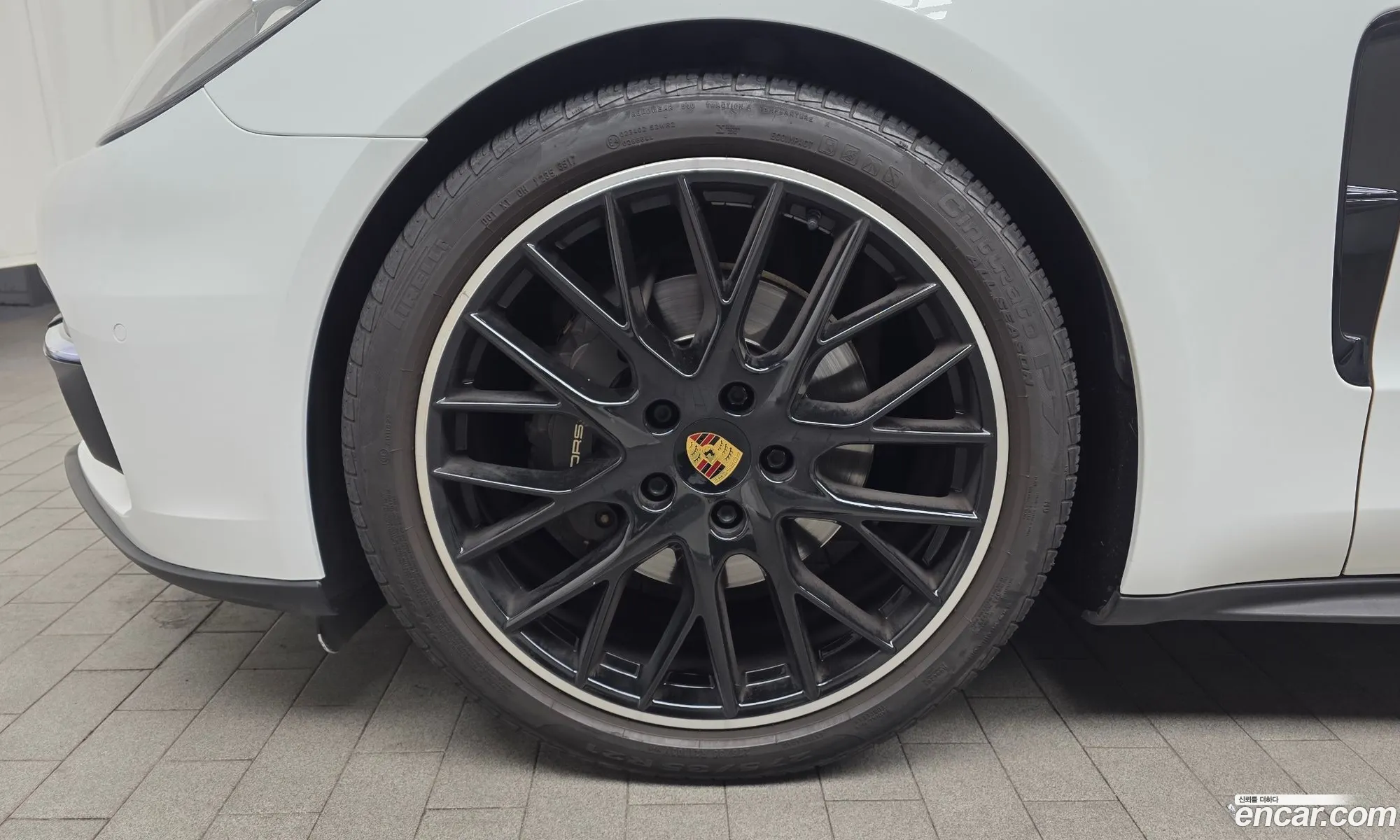 Porsche Panamera 2018 WP0AA2975JL108322 — 5