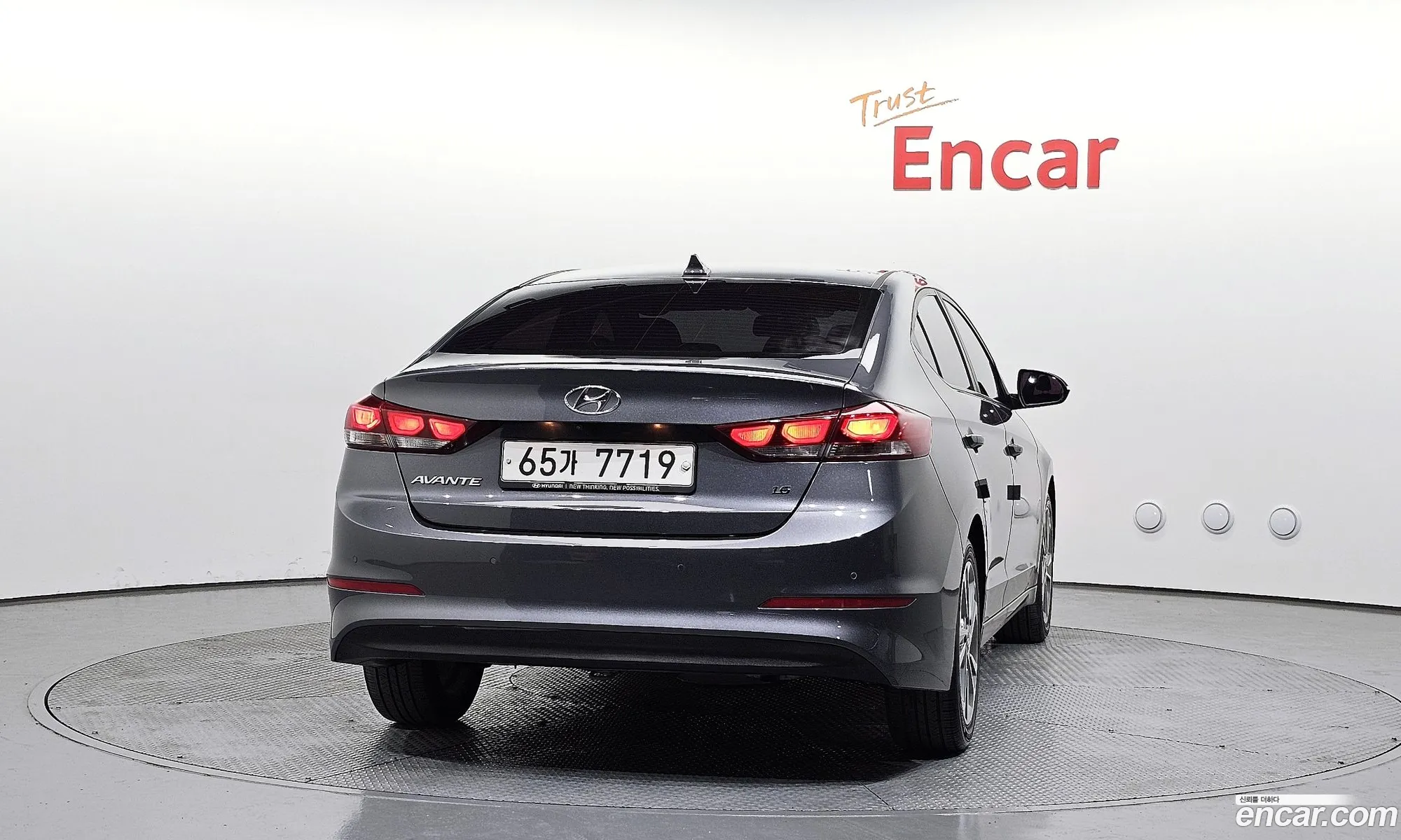 Hyundai Elantra AD 2018 — 19