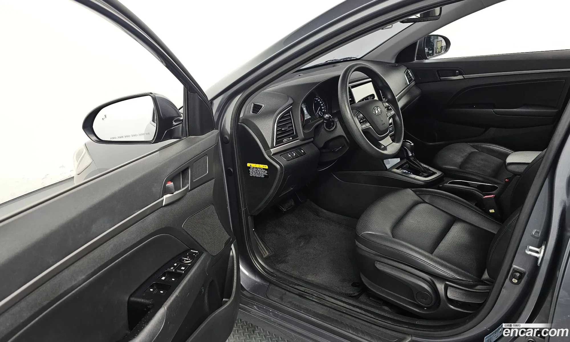 Hyundai Elantra AD 2018 — 2