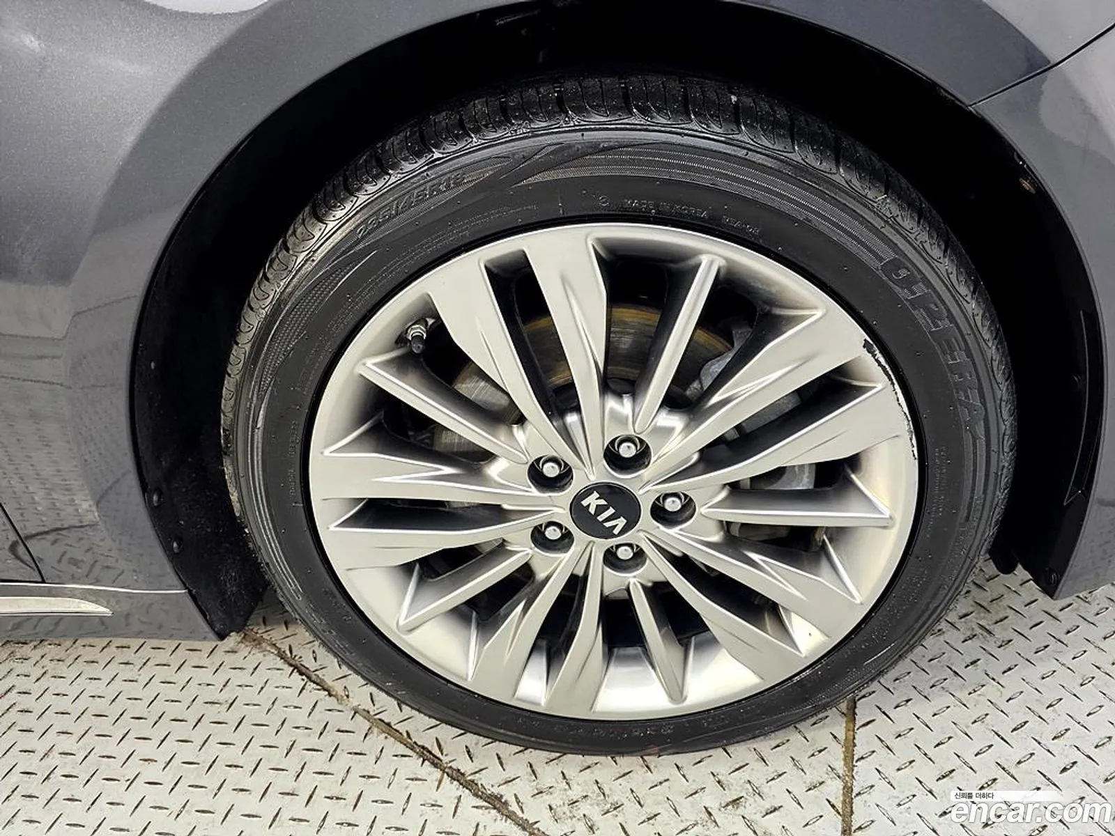 Kia K5 2018 — 12