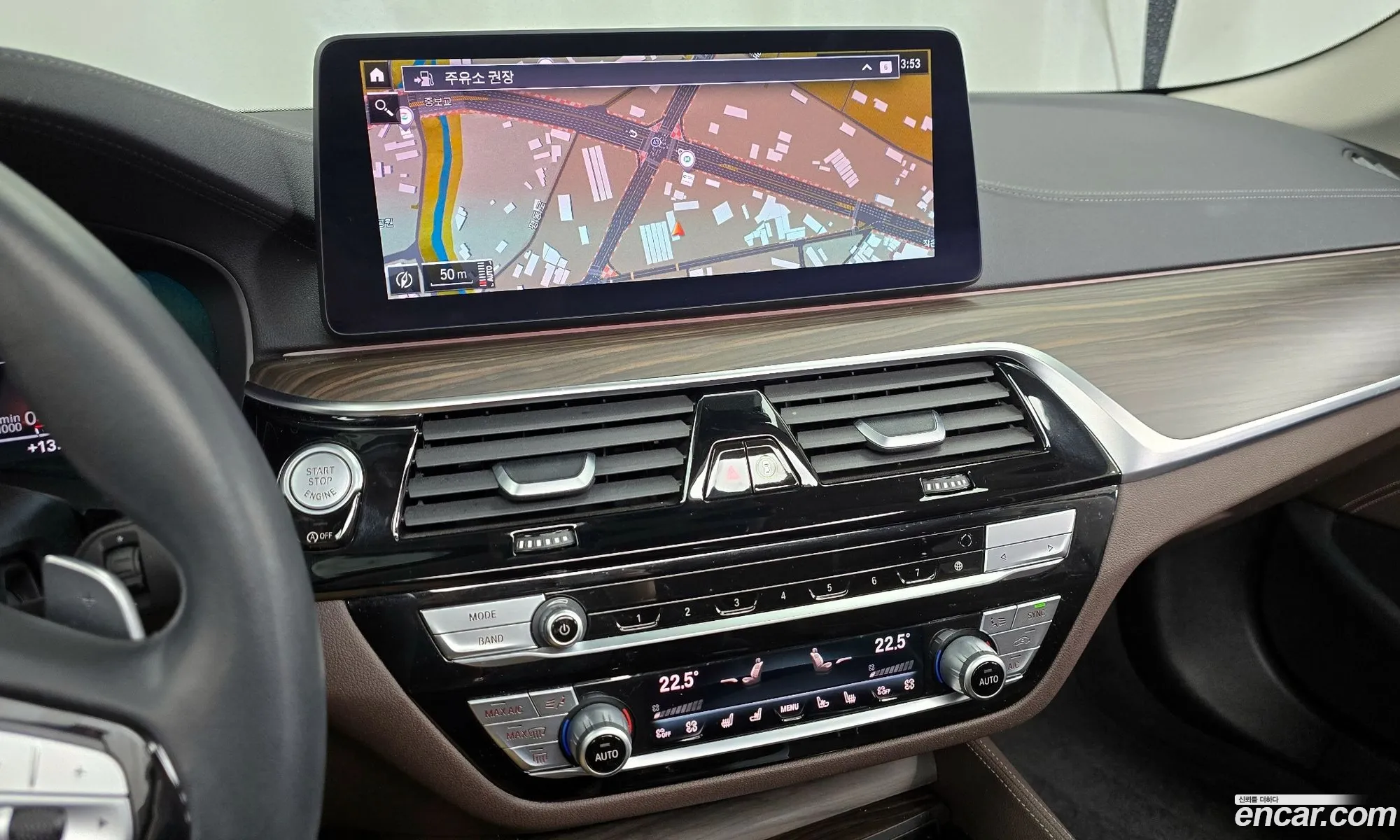 BMW 5 Series 2020 — 12