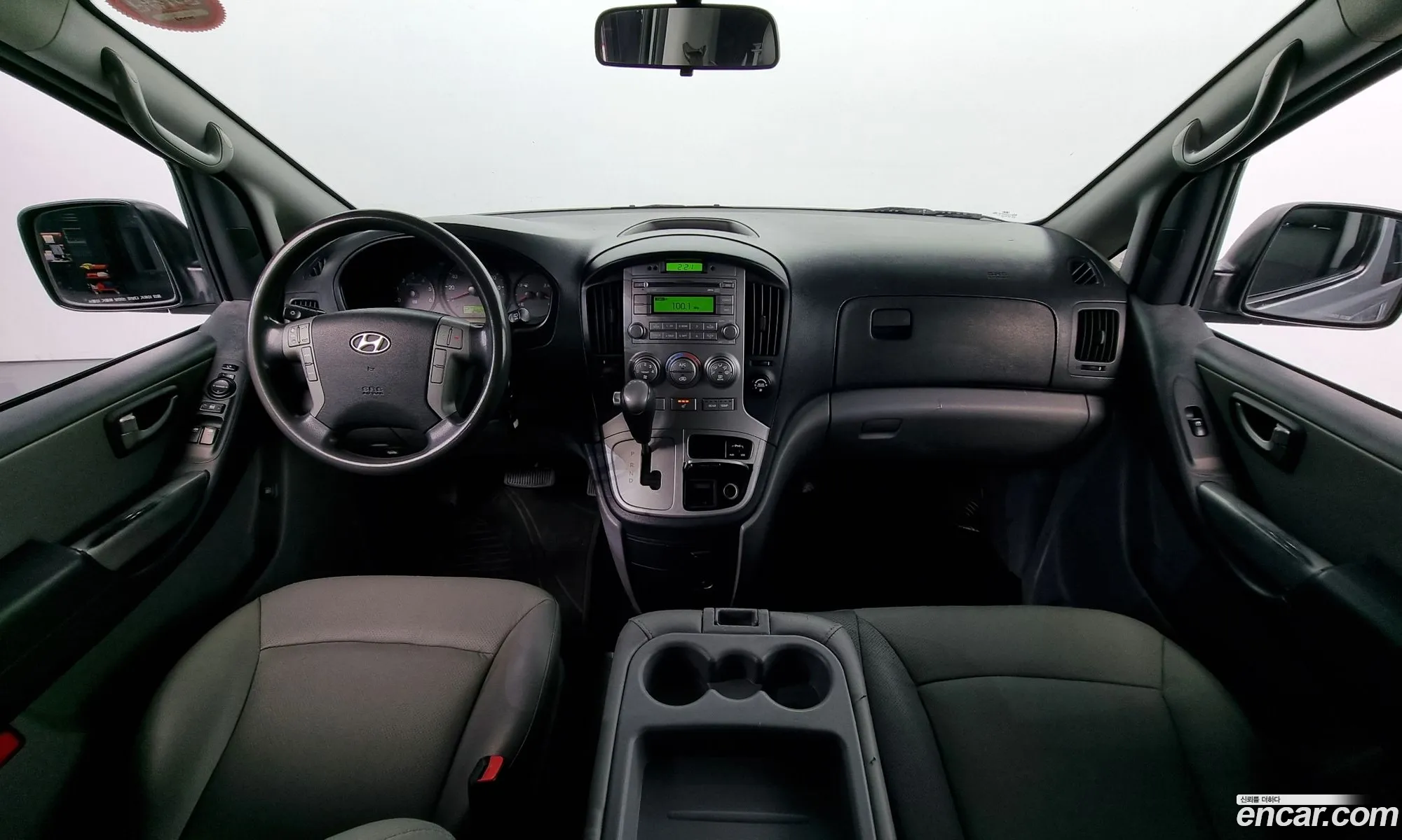 Hyundai Grand Starex 2014 — 2