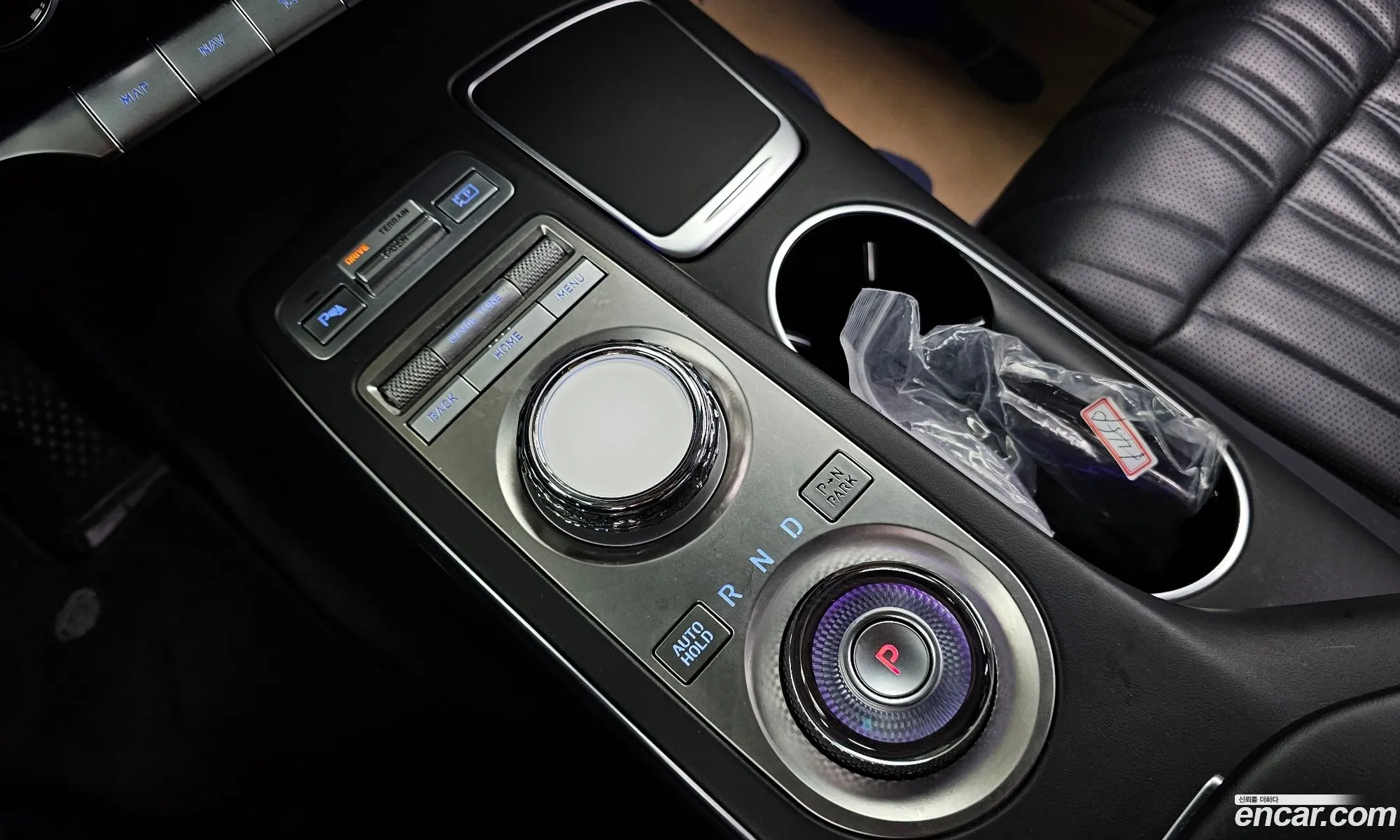 Genesis GV70 2021 — 6