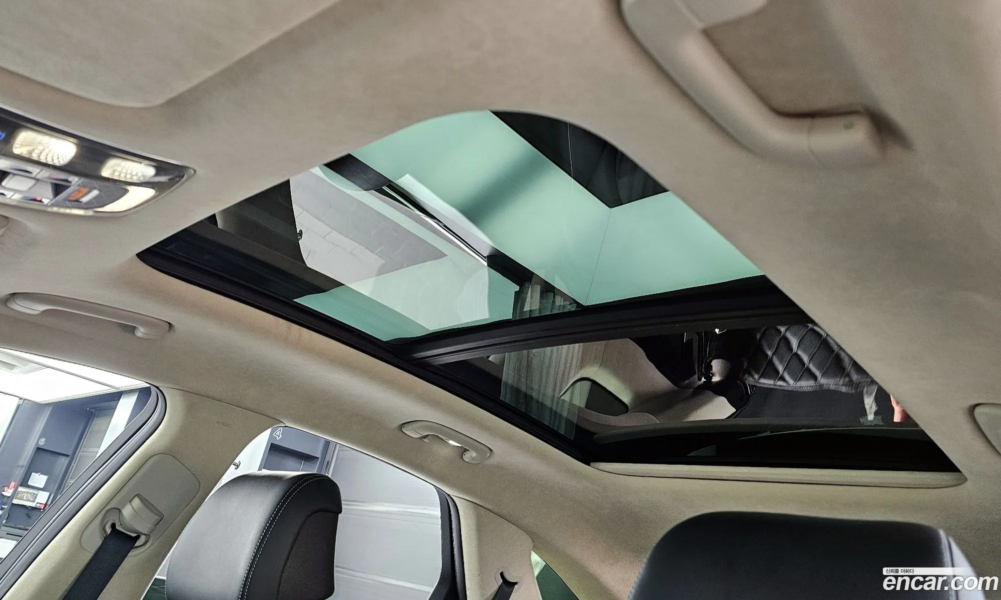 Genesis GV70 2021 — 16