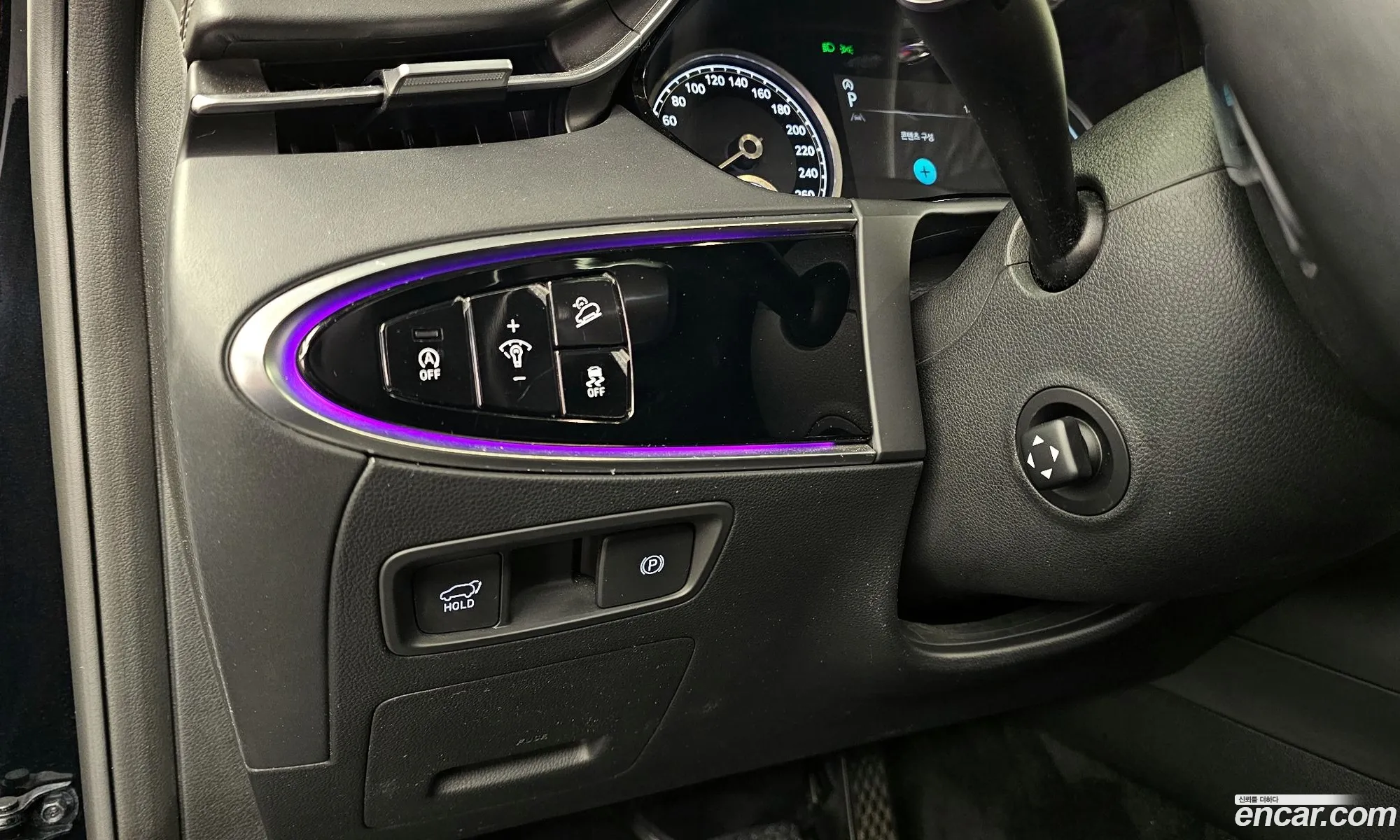 Genesis GV70 2021 — 8