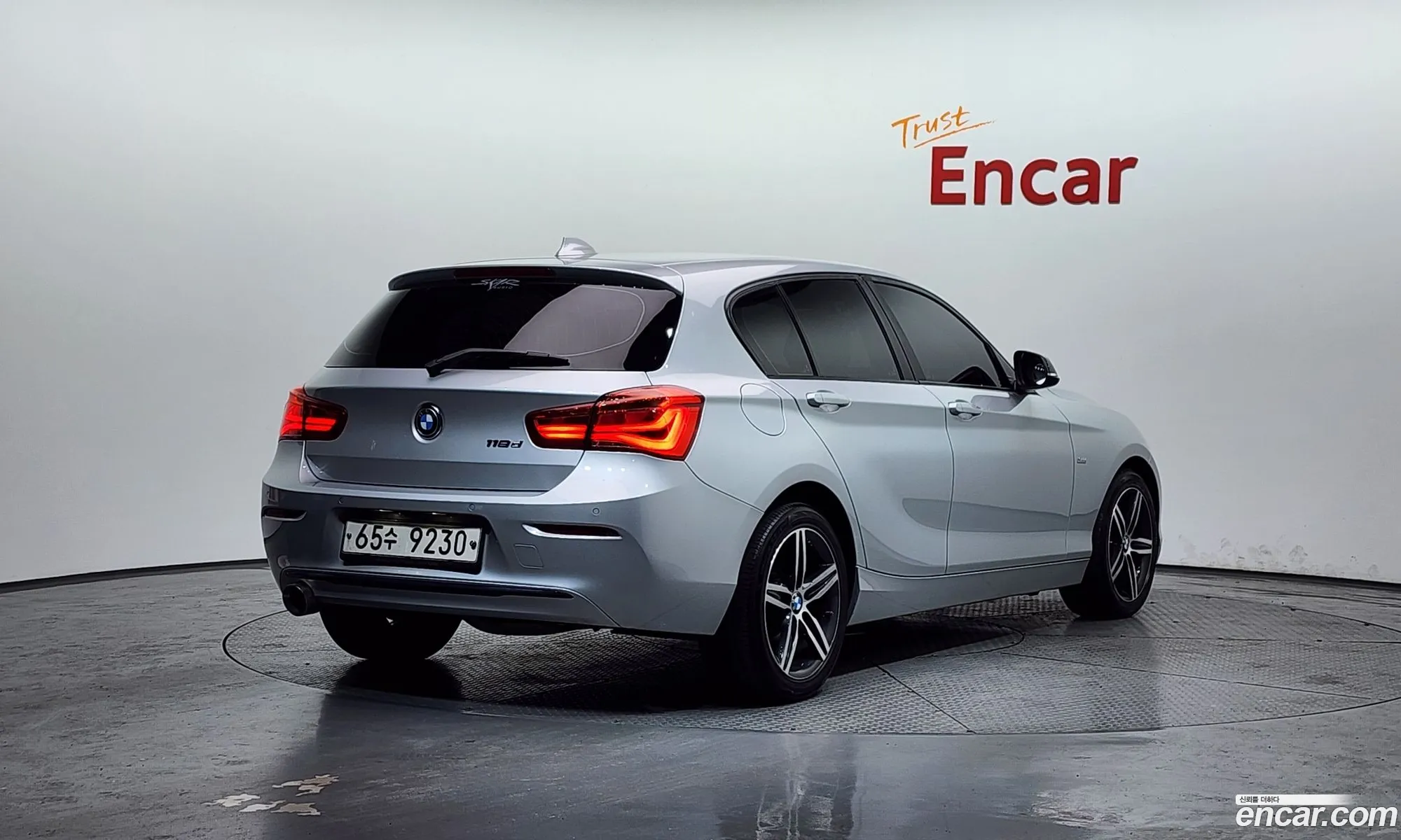 BMW 1 Series 2018 WBA1S5109J5L15603 — 2