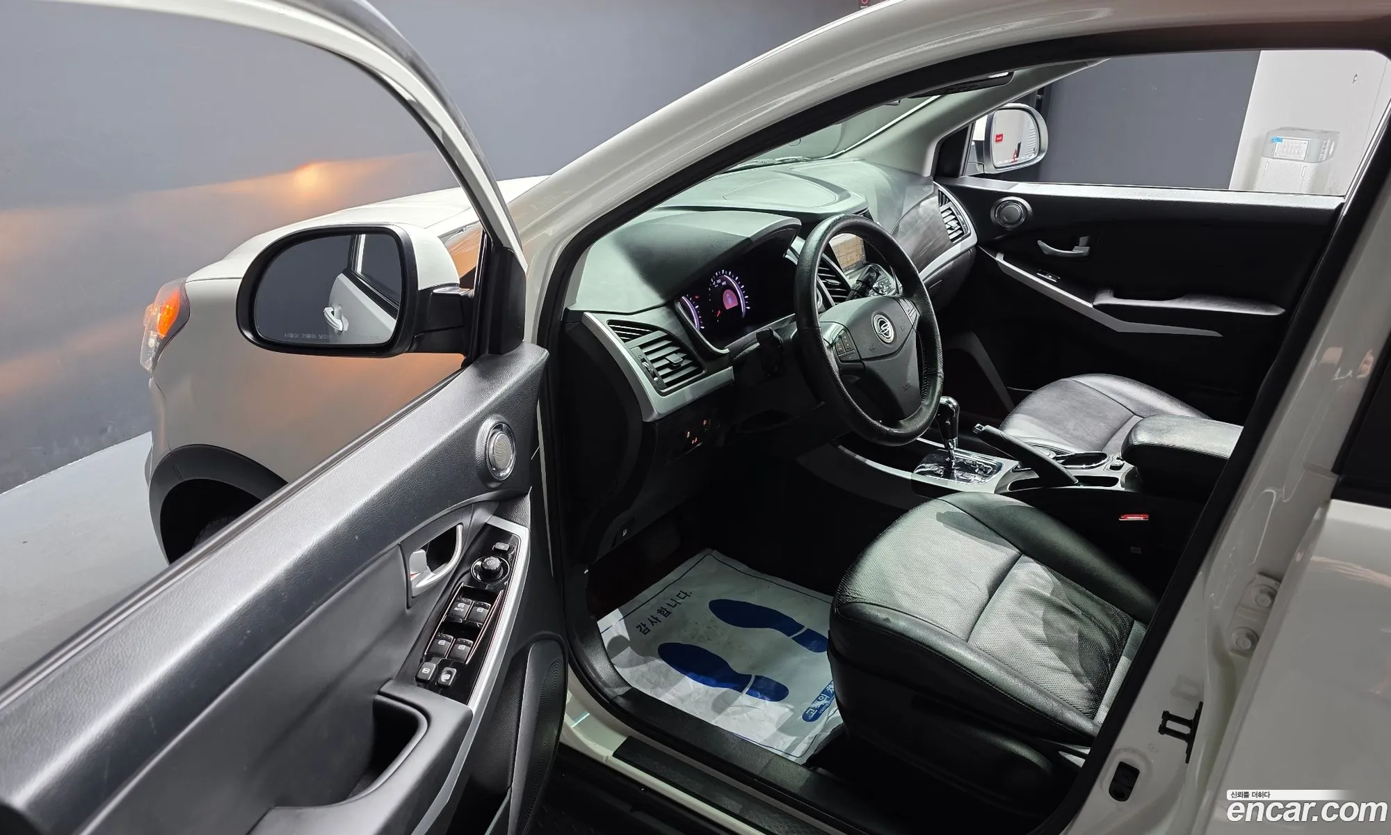 KG Mobility (SsangYong) Korando C 2015 — 3