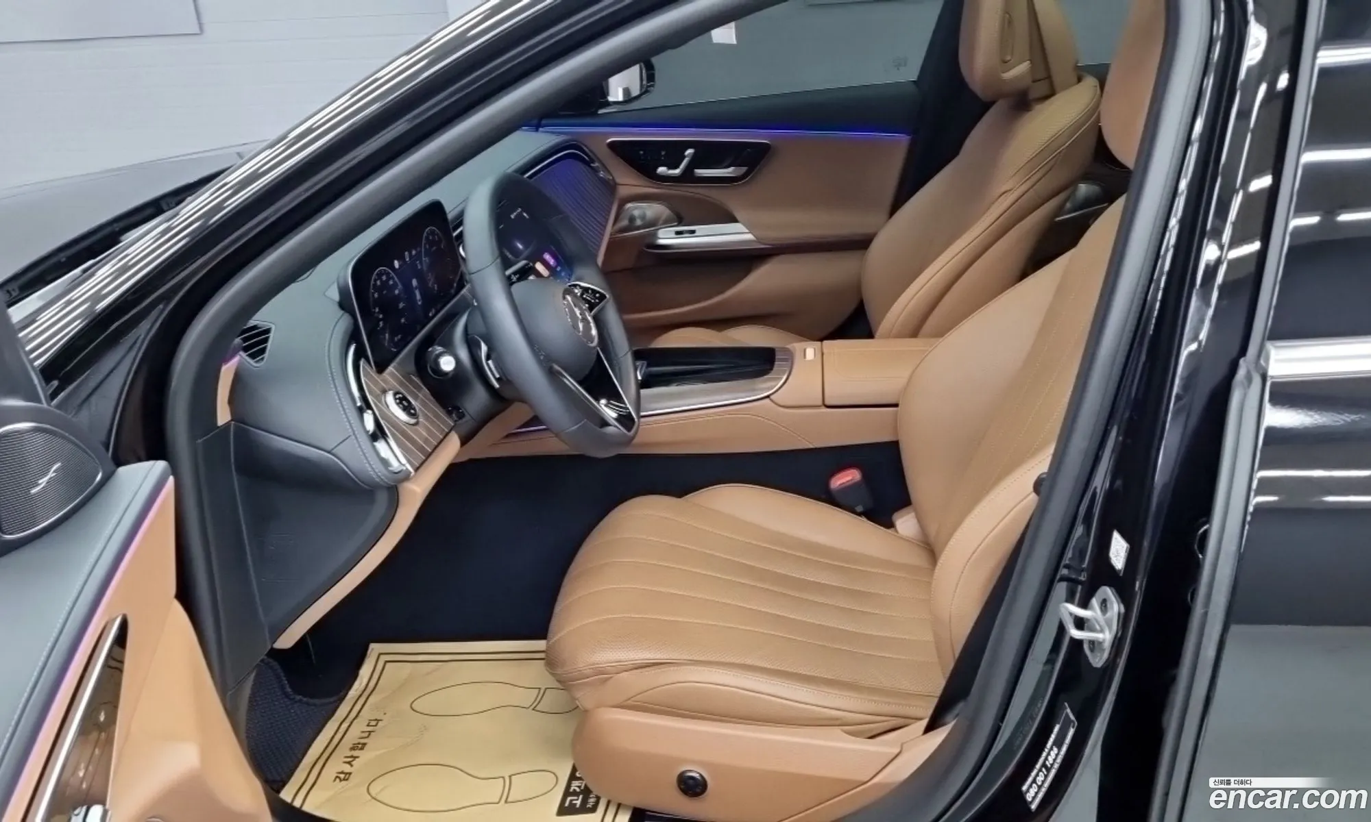 Mercedes-Benz E-Class W214 2024 — 11