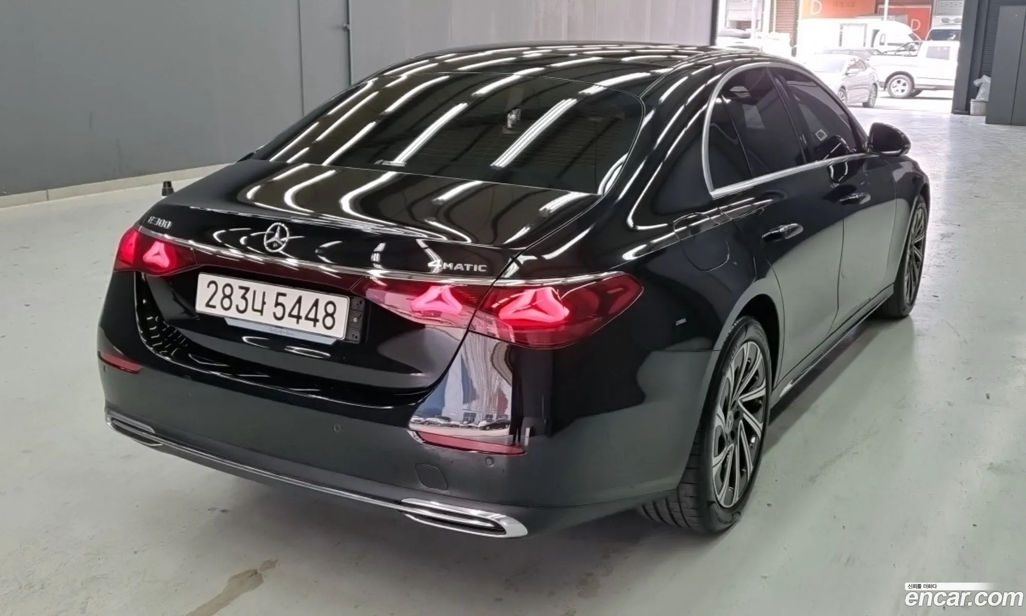 Mercedes-Benz E-Class W214 2024 — 12