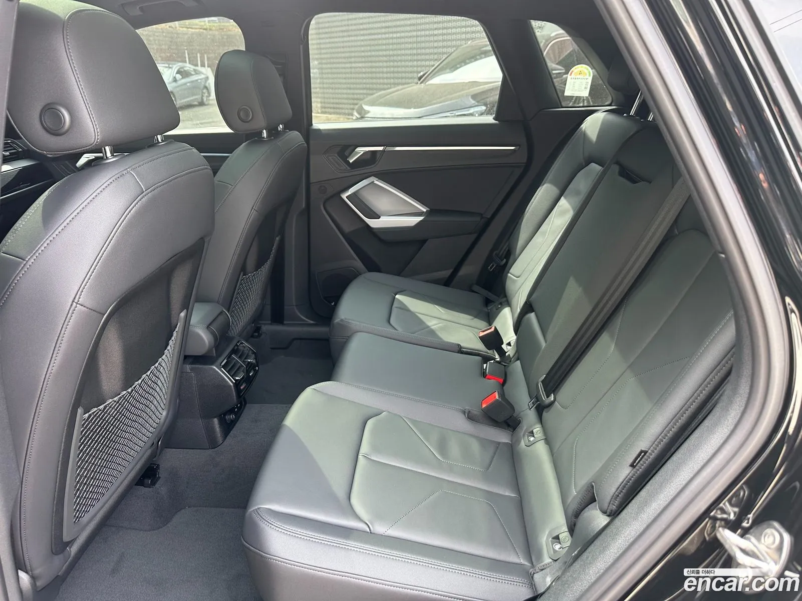 Audi Q3 2026 — 3