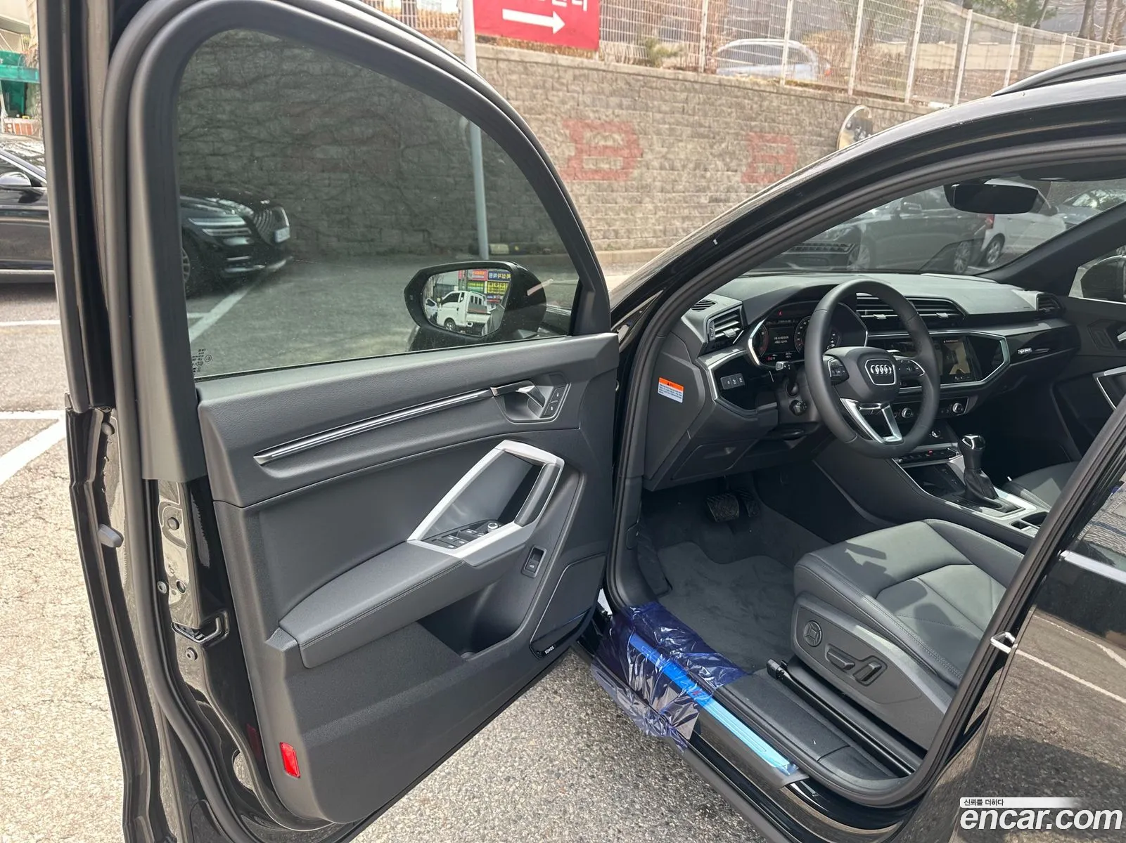 Audi Q3 2026 — 17