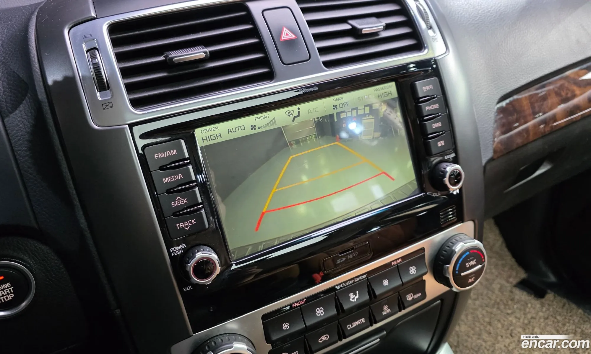 Kia Mohave 2016 KNAKN814DHA155571 — 17