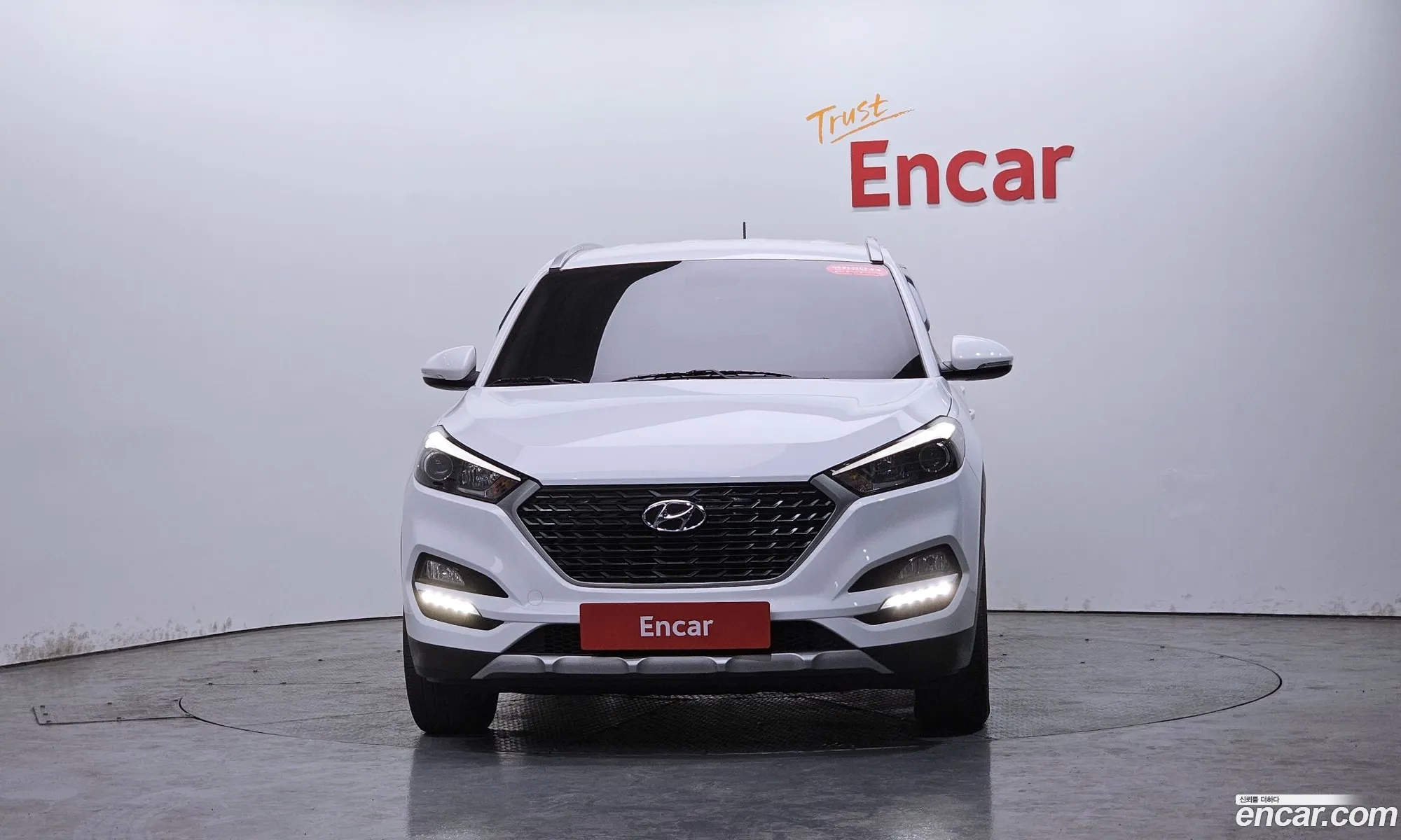 Hyundai Tucson 2017 KMHJ3812GJU602407 — 24