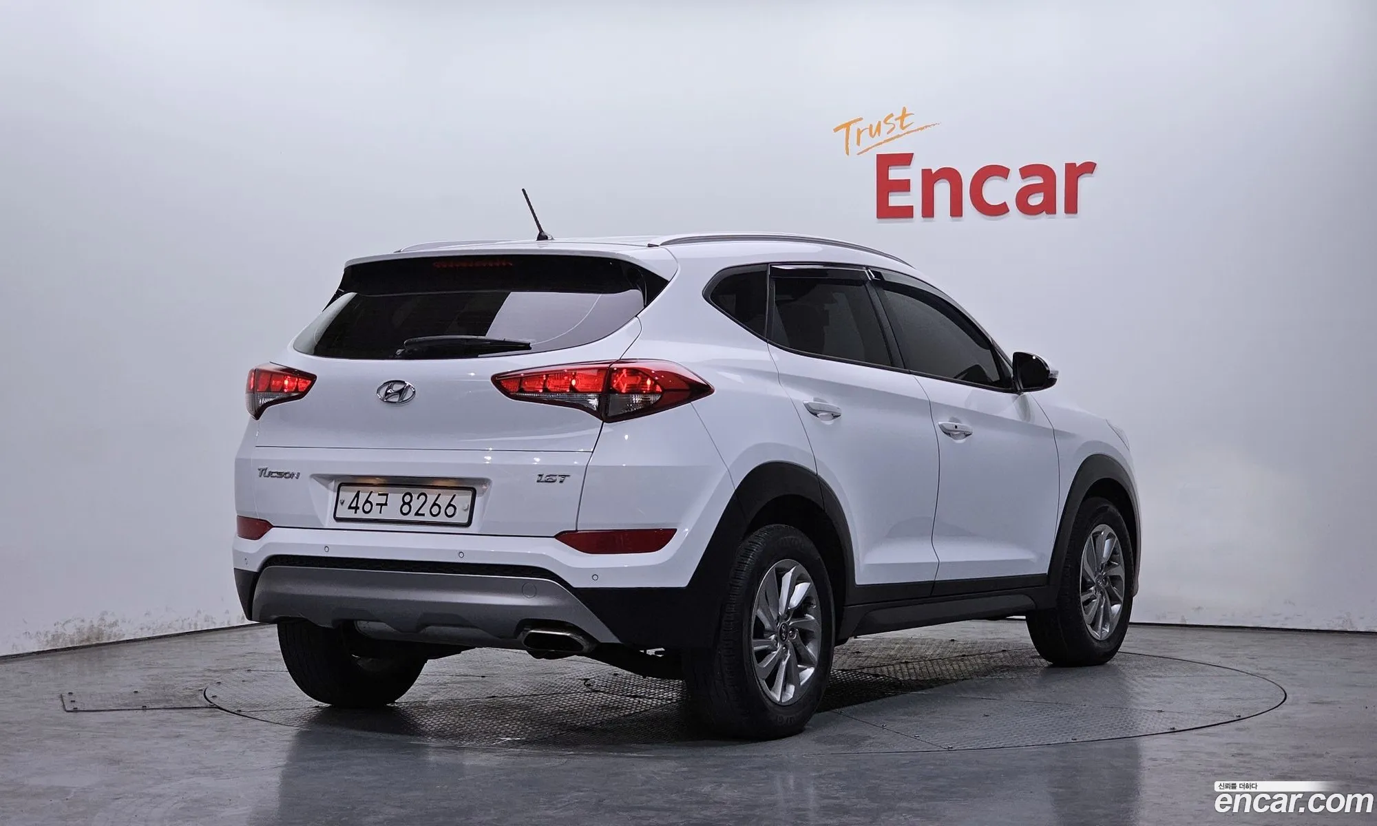 Hyundai Tucson 2017 KMHJ3812GJU602407 — 18