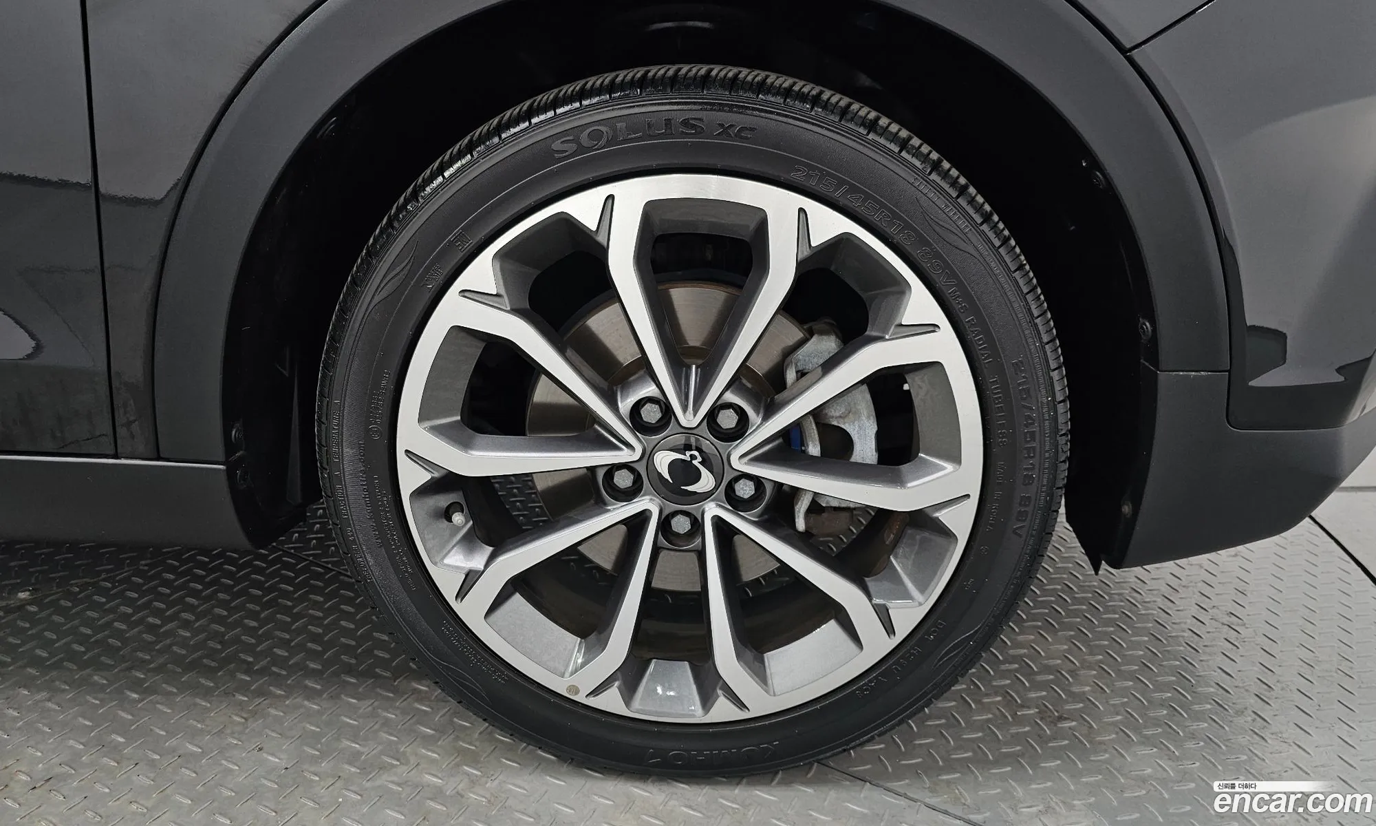 KG Mobility (SsangYong) Tivoli Armour 2018 — 2