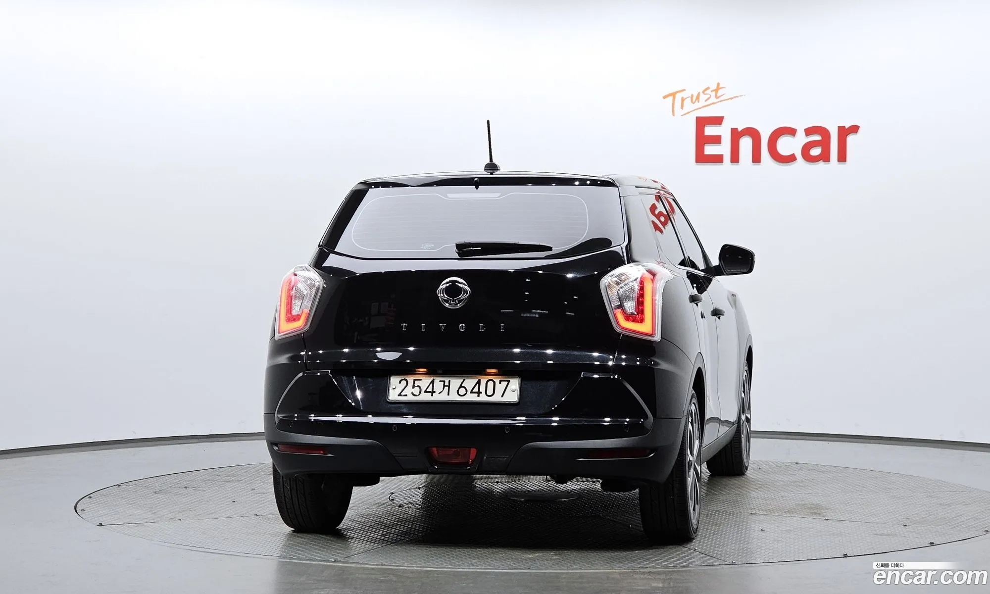 KG Mobility (SsangYong) Tivoli Armour 2018 — 13