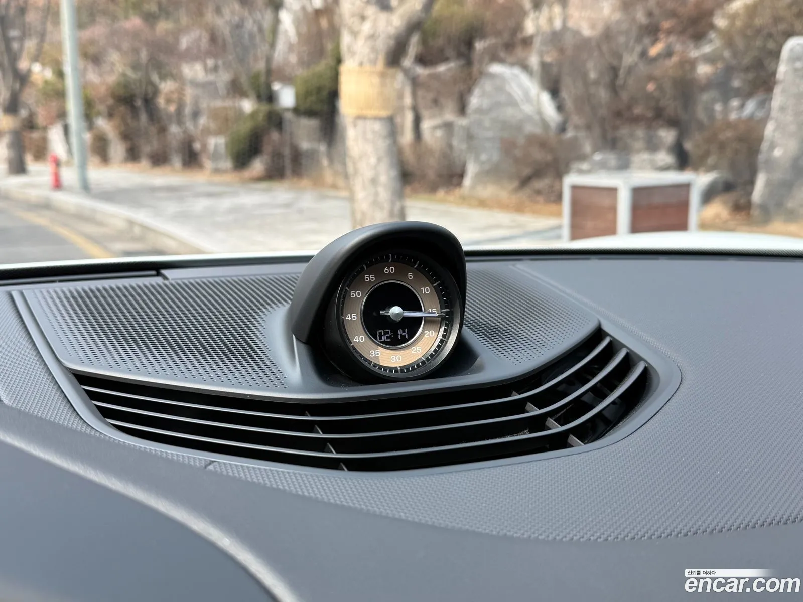 Porsche Taycan 2023 — 13