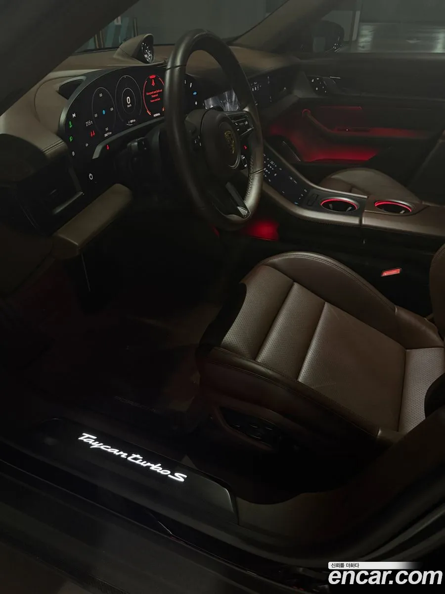 Porsche Taycan 2021 — 8