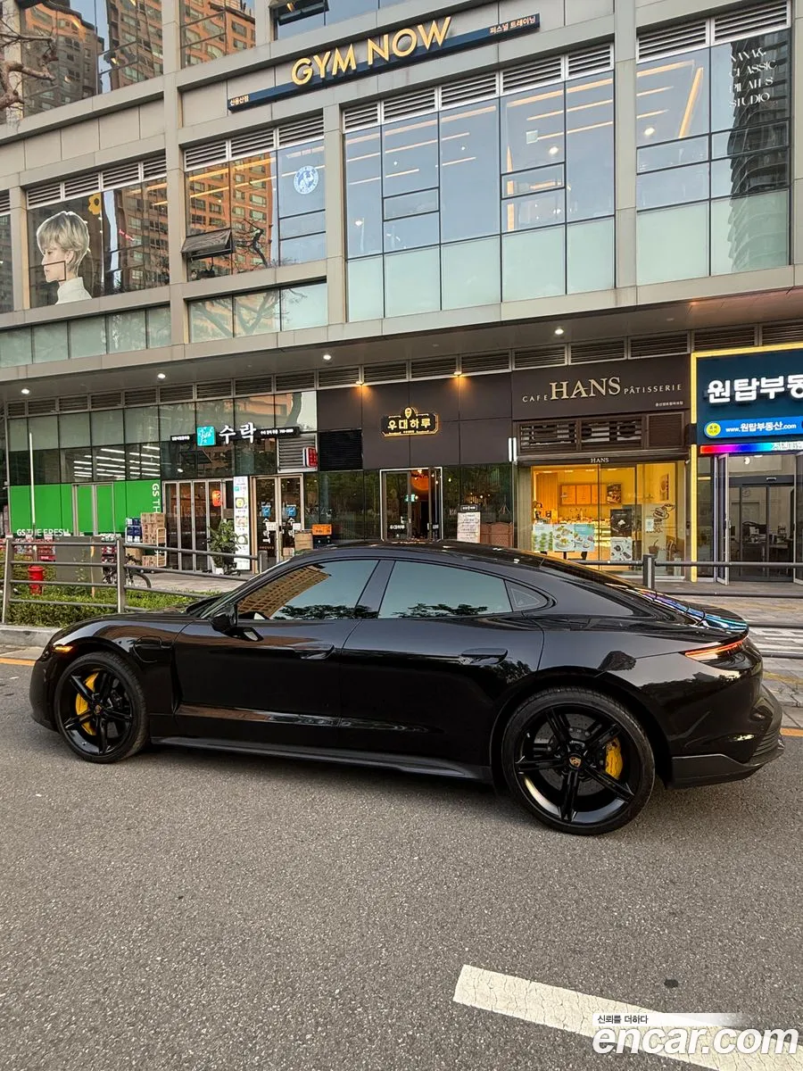 Porsche Taycan 2021 — 5