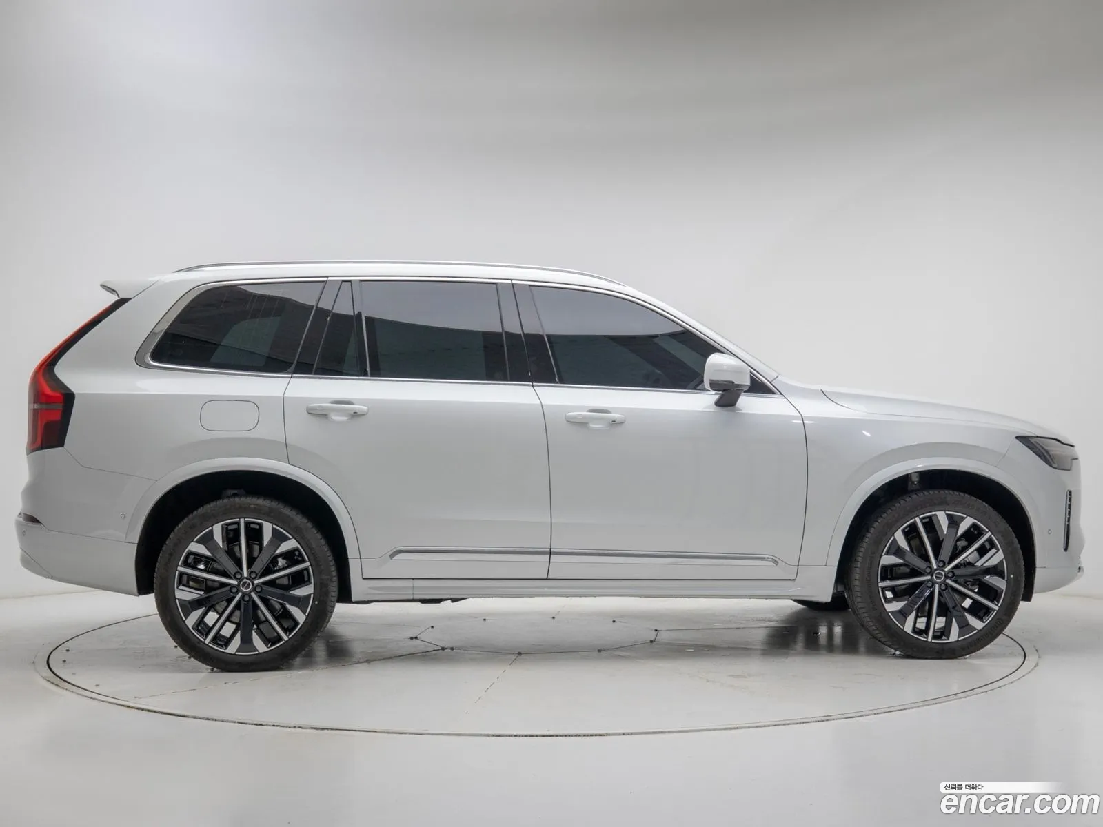 Volvo XC90 2025 — 4