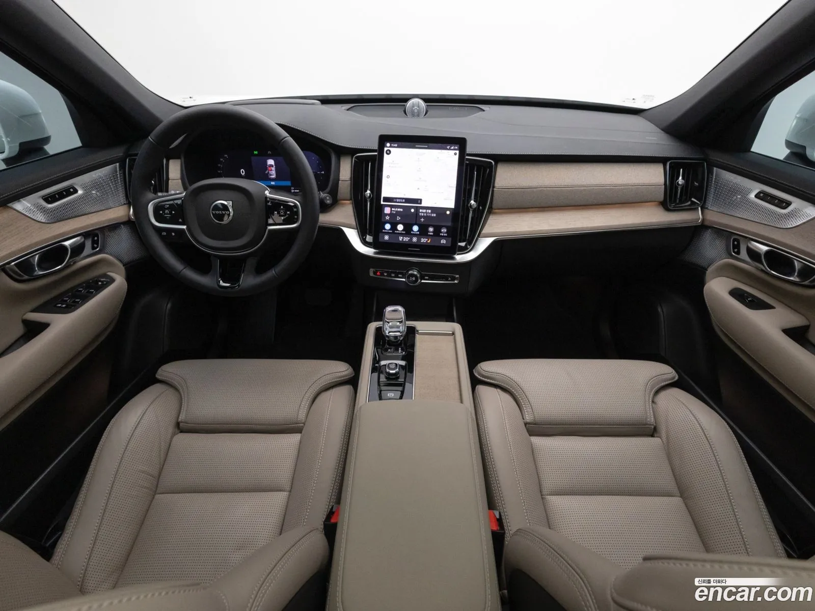 Volvo XC90 2025 — 12