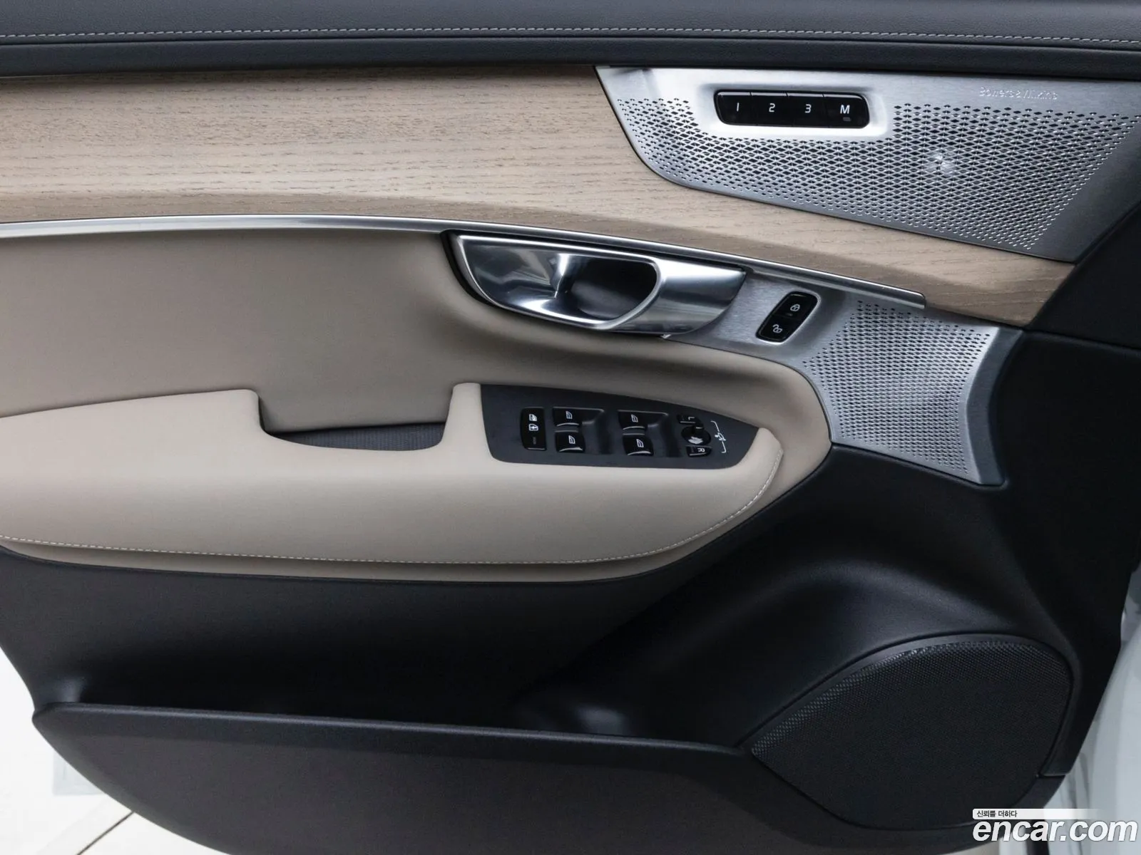 Volvo XC90 2025 — 9