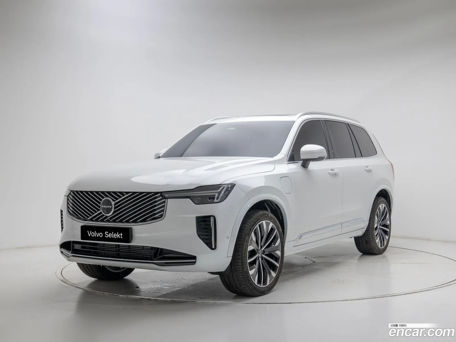 Volvo XC90 2025 — 17