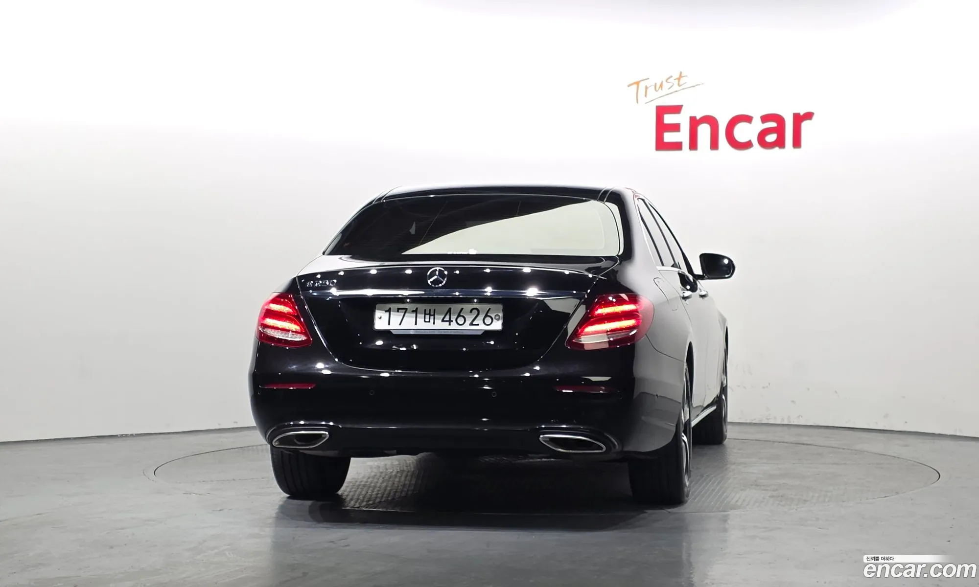 Mercedes-Benz E-Class W213 2019 WDDZF4FB7LA746147 — 10