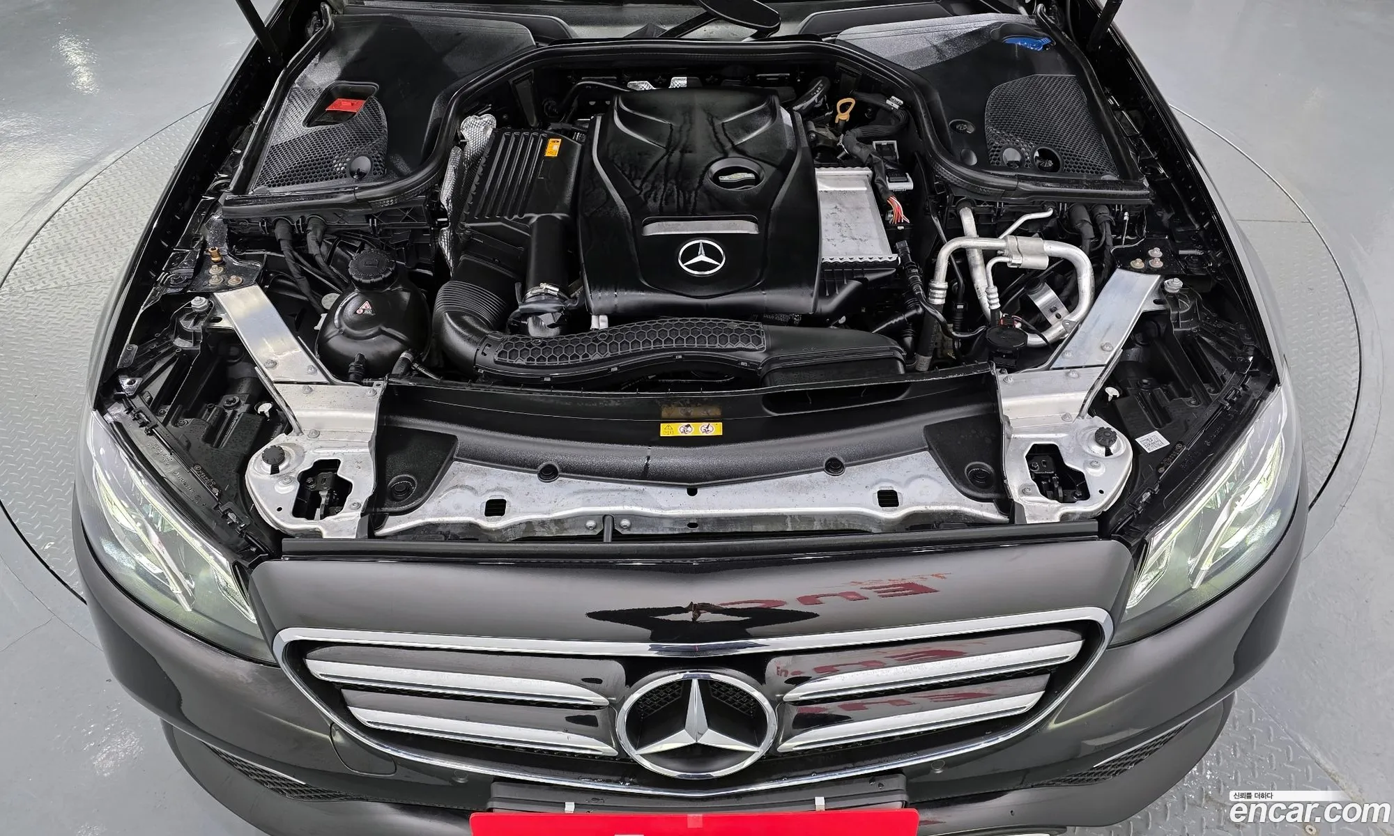 Mercedes-Benz E-Class W213 2019 WDDZF4FB7LA746147 — 14
