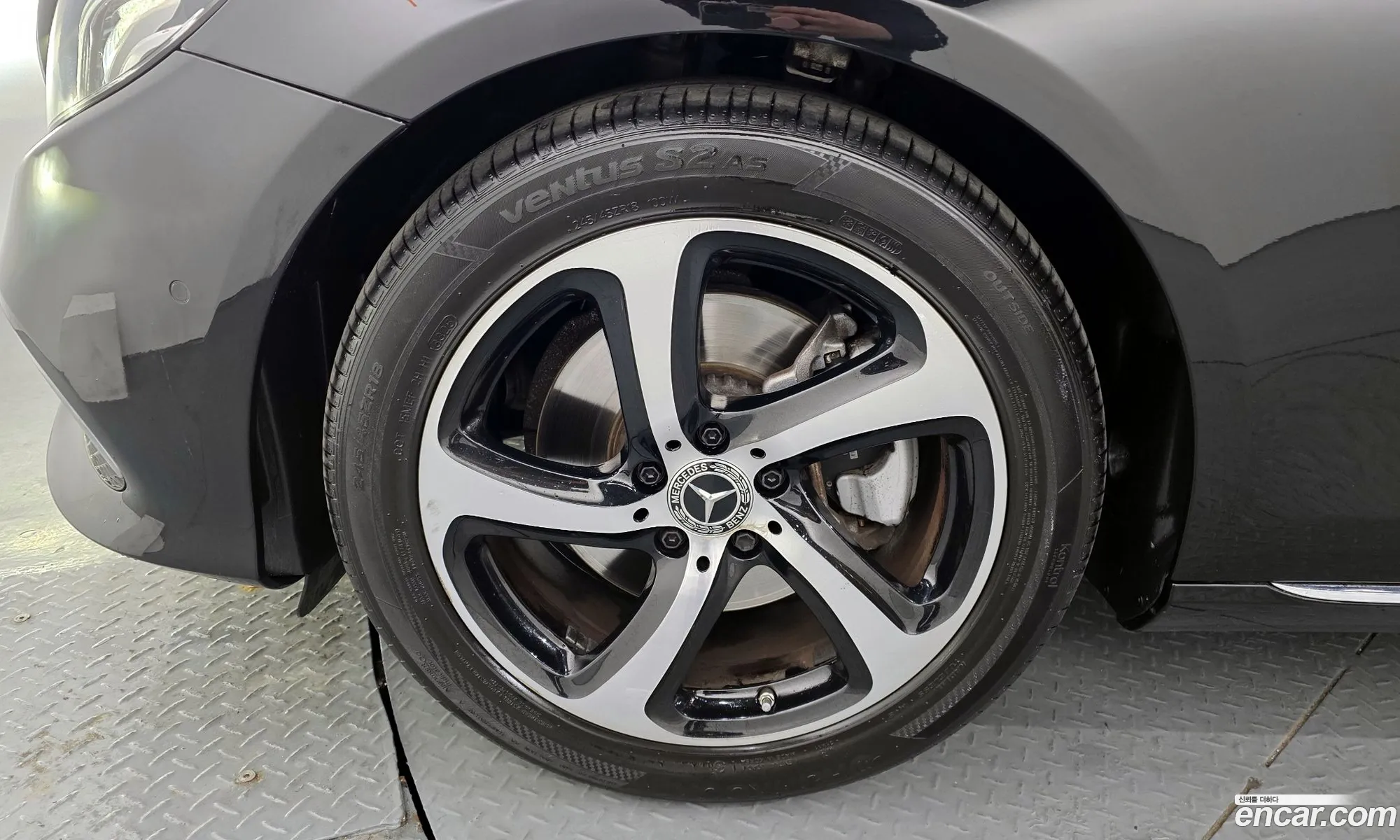 Mercedes-Benz E-Class W213 2019 WDDZF4FB7LA746147 — 13