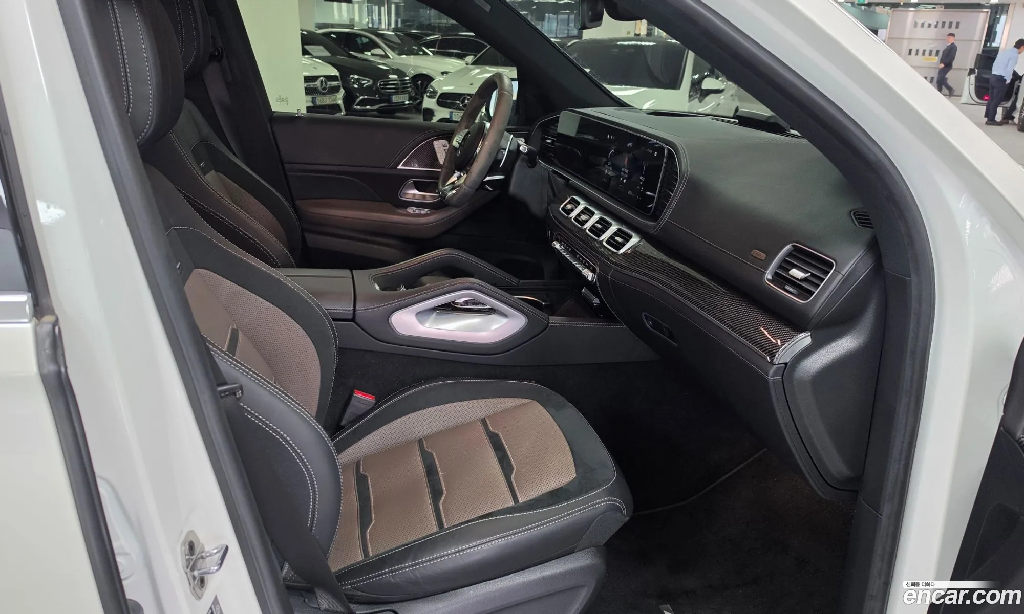 Mercedes-Benz GLE-Class W167 2023 — 13