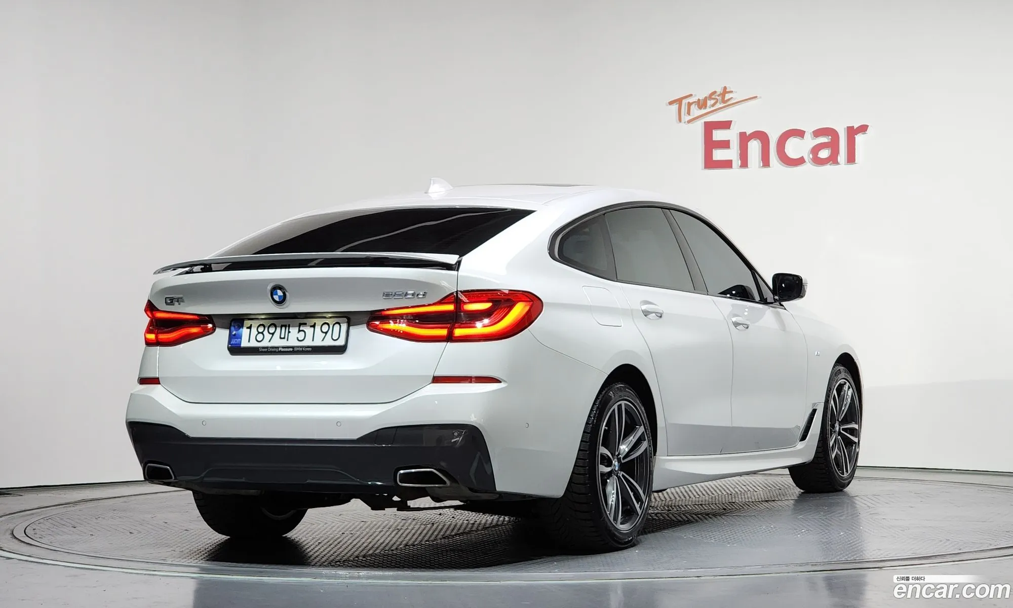 BMW 6 Series GT 2023 — 6