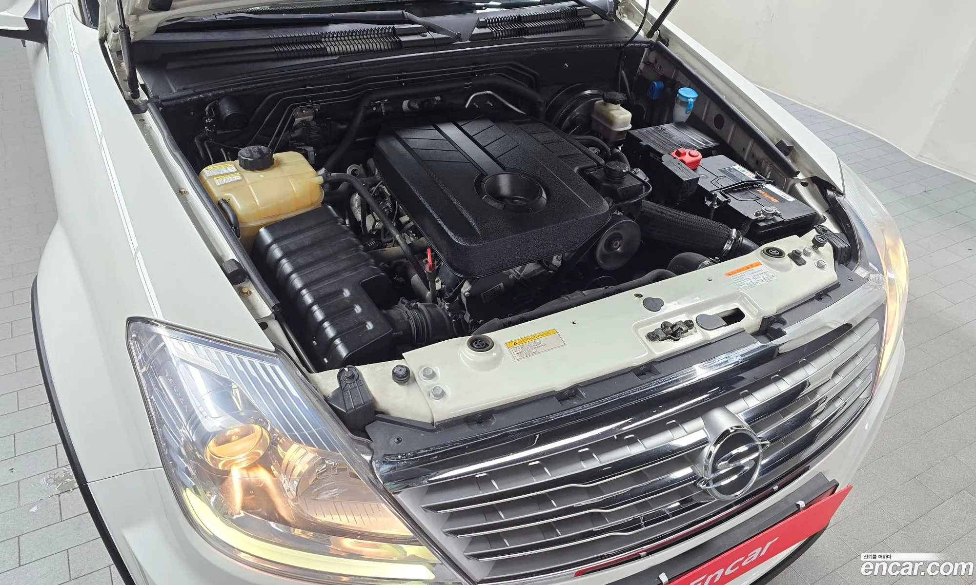 KG Mobility (SsangYong) Rexton W 2013 — 17