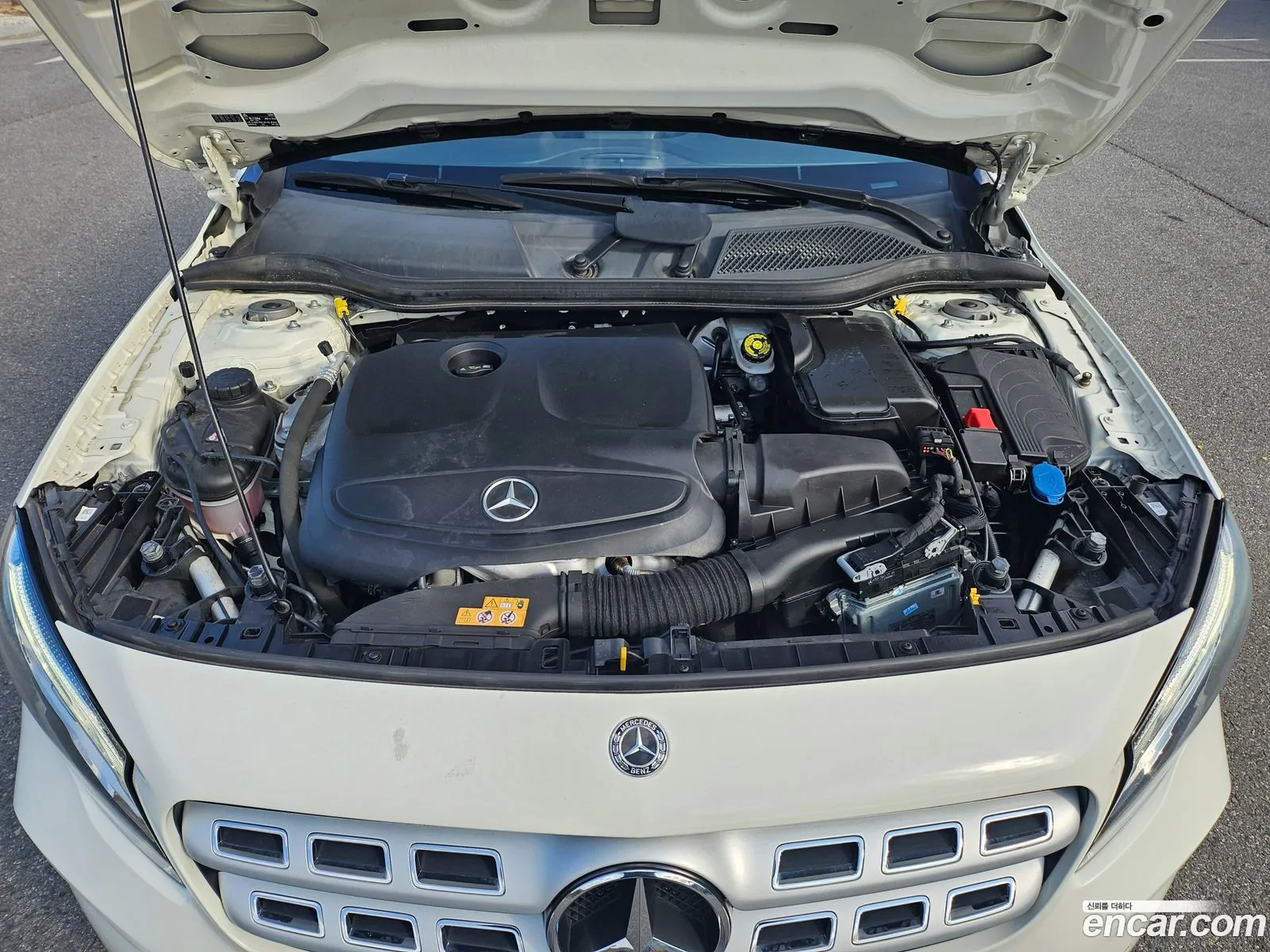 Mercedes-Benz GLA-Class X156 2017 — 15