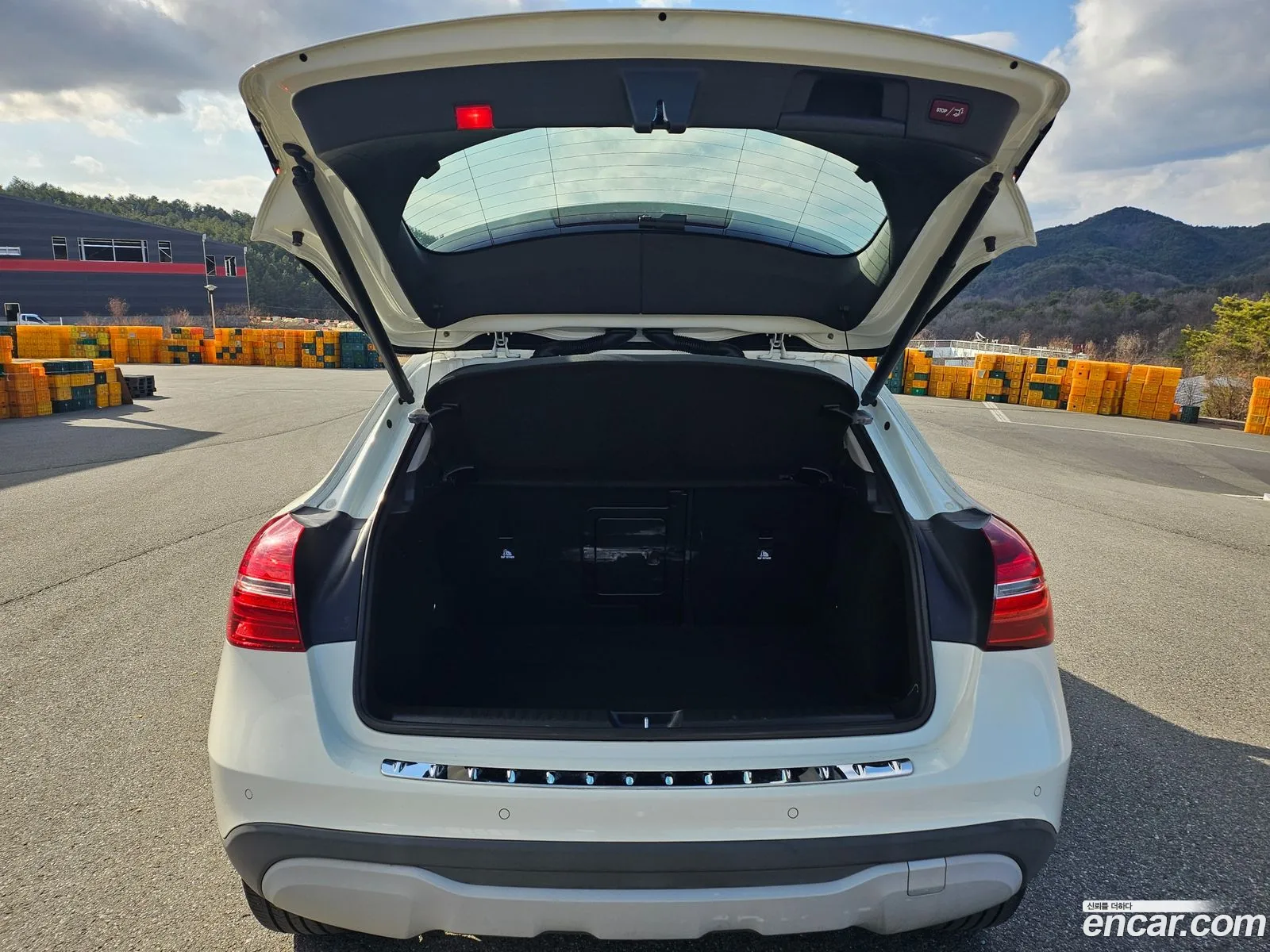 Mercedes-Benz GLA-Class X156 2017 — 11
